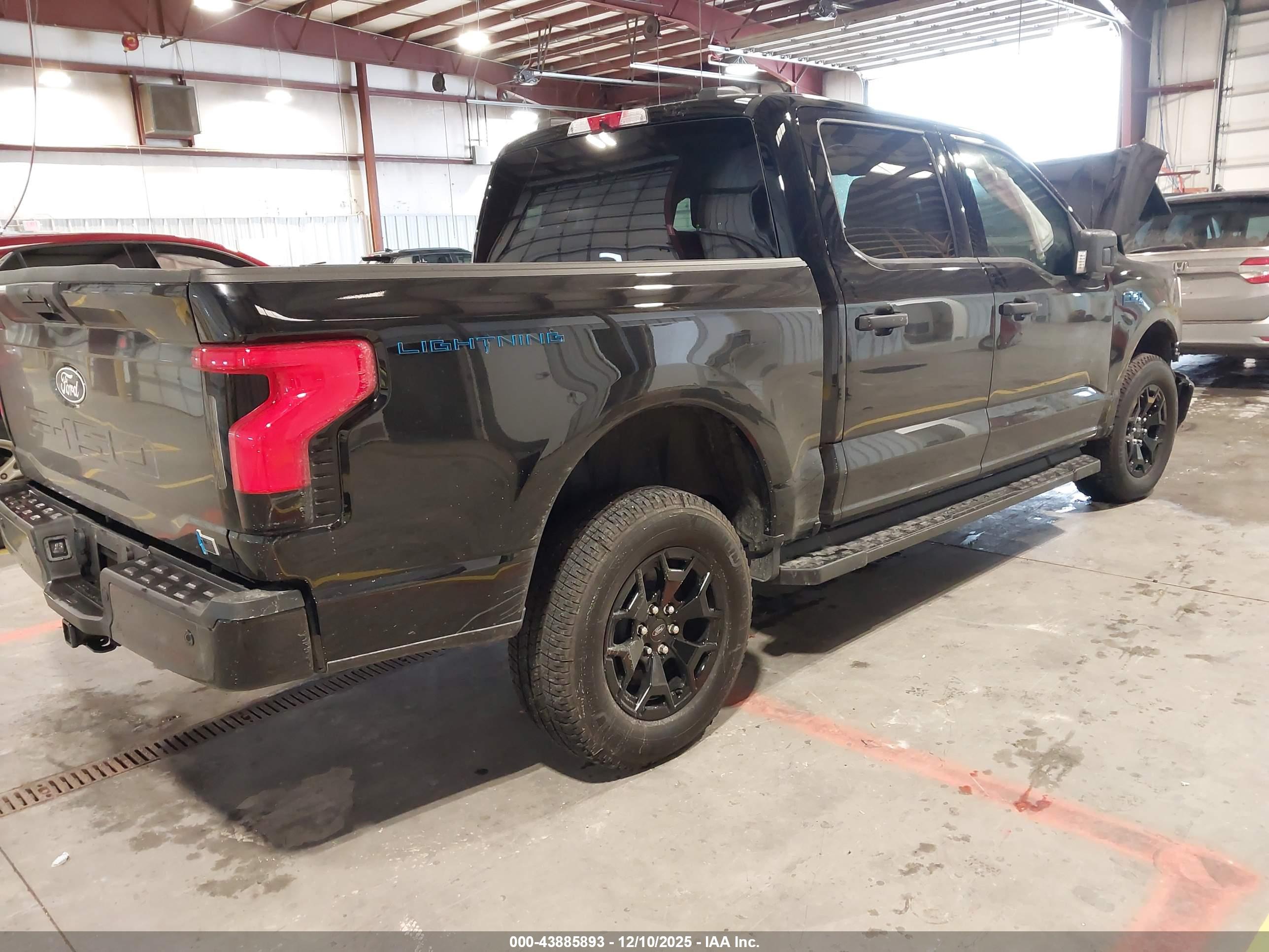 FORD F-150 image 4