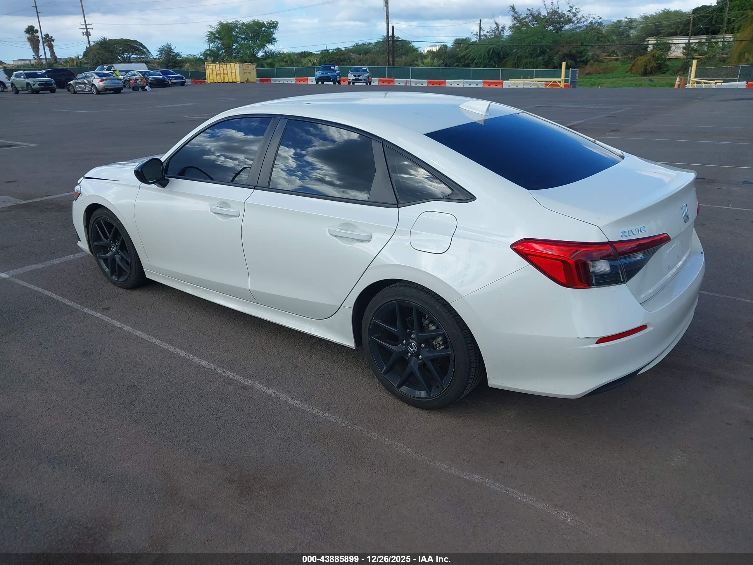 HONDA CIVIC image 3