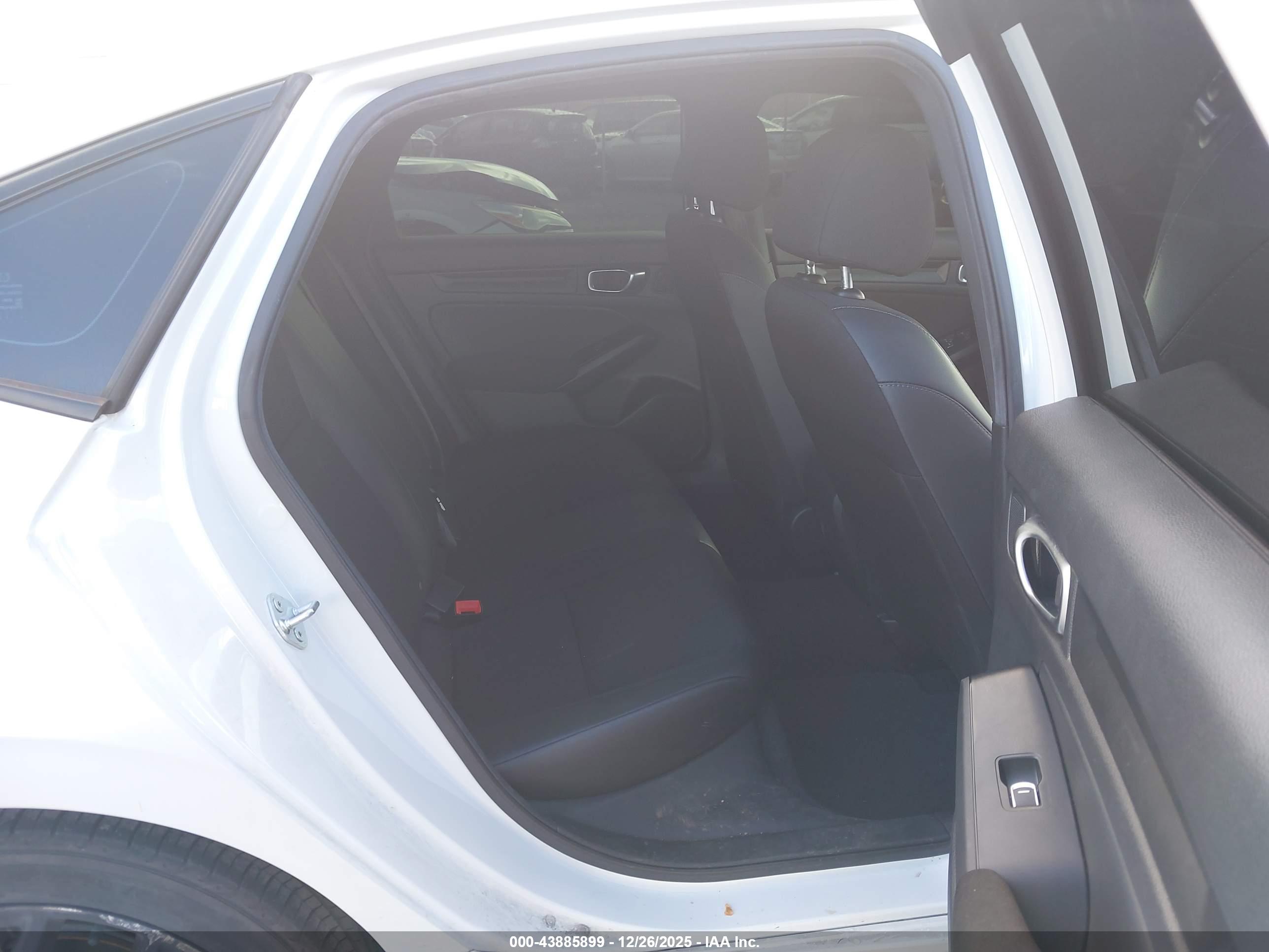 HONDA CIVIC image 8