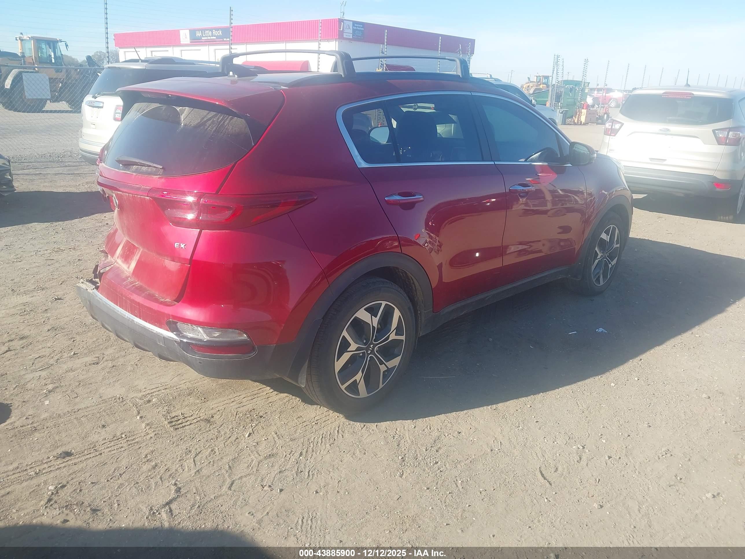 KIA SPORTAGE image 4