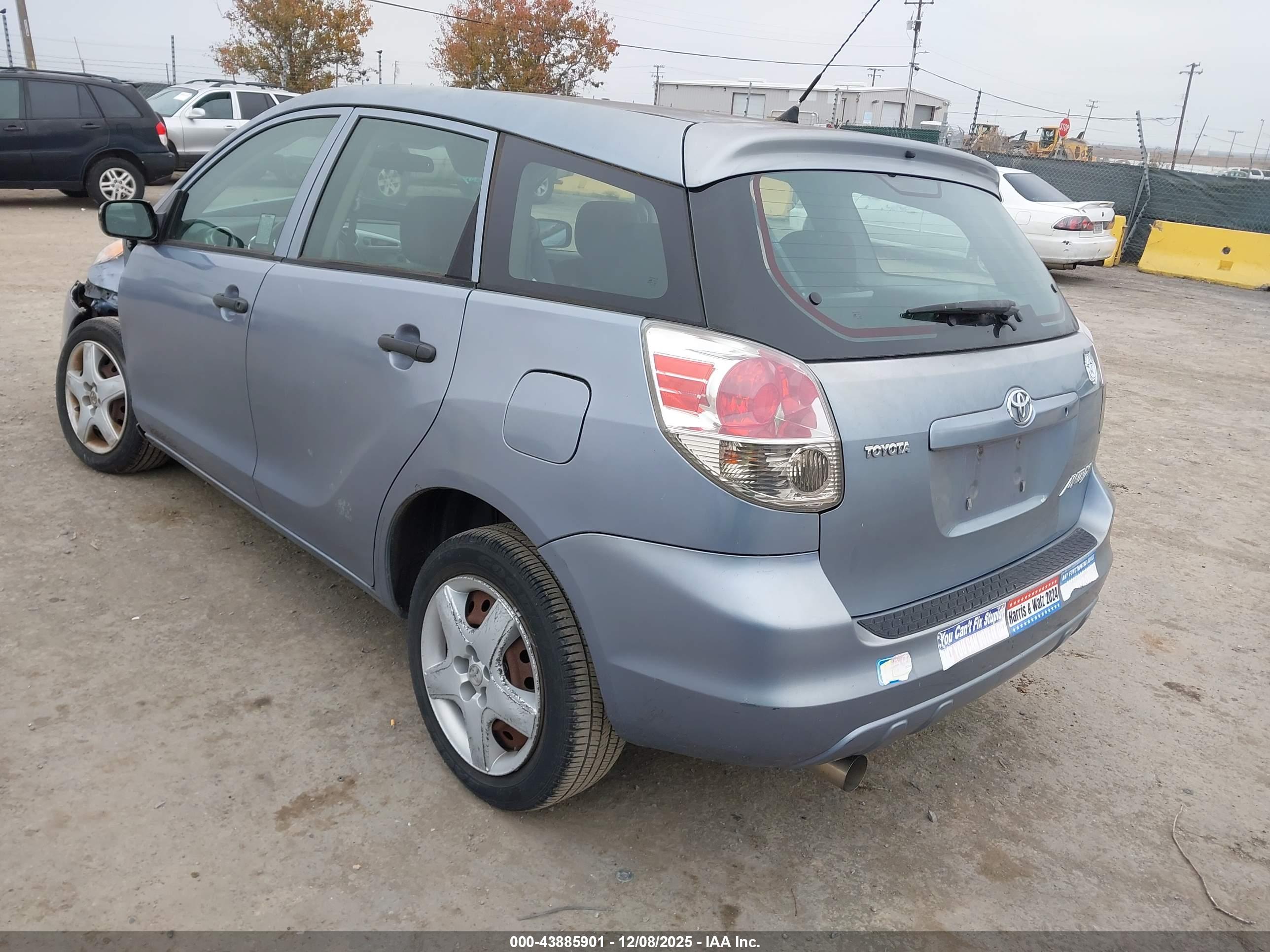 TOYOTA MATRIX image 3