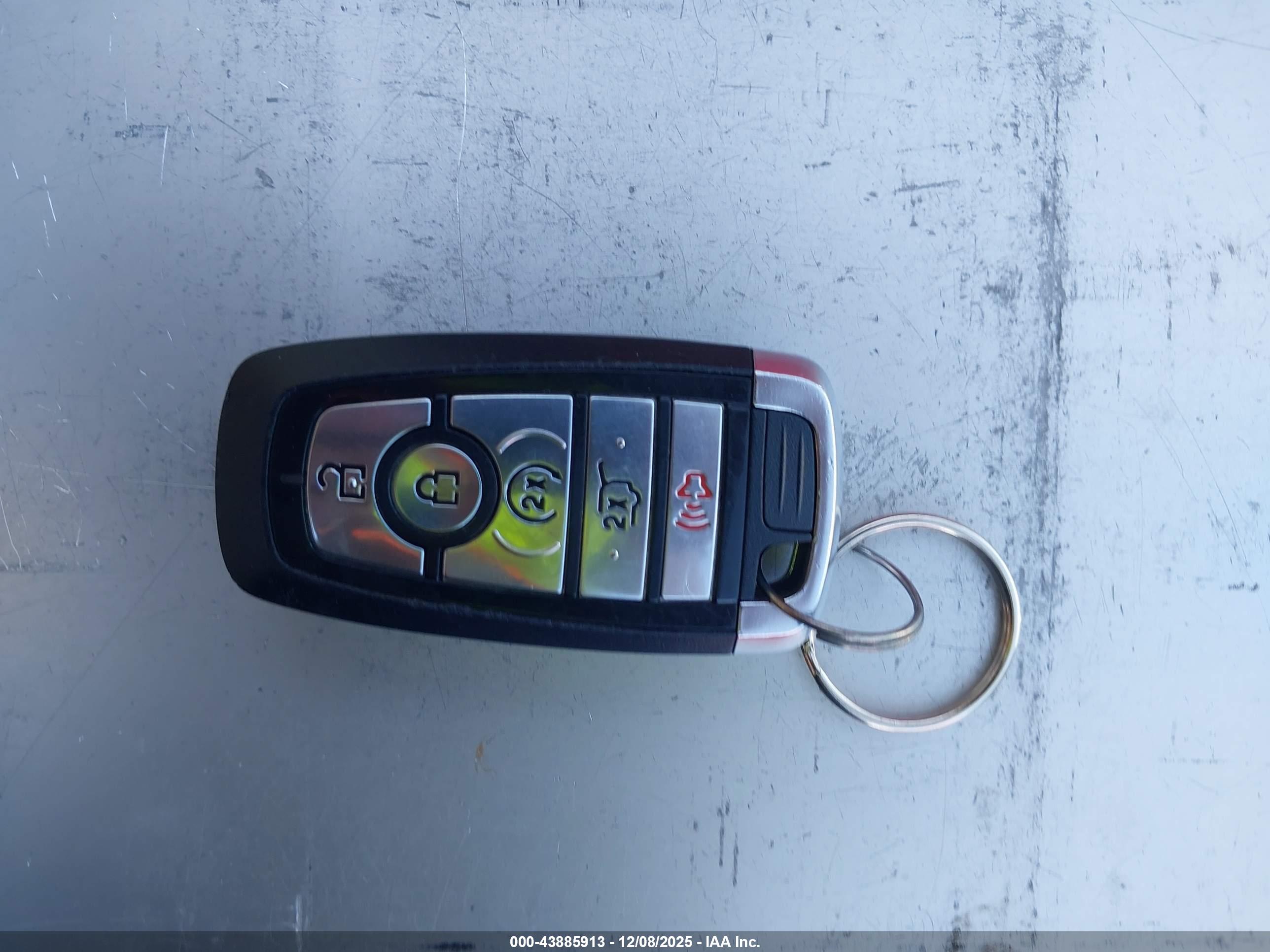 FORD EXPLORER image 11