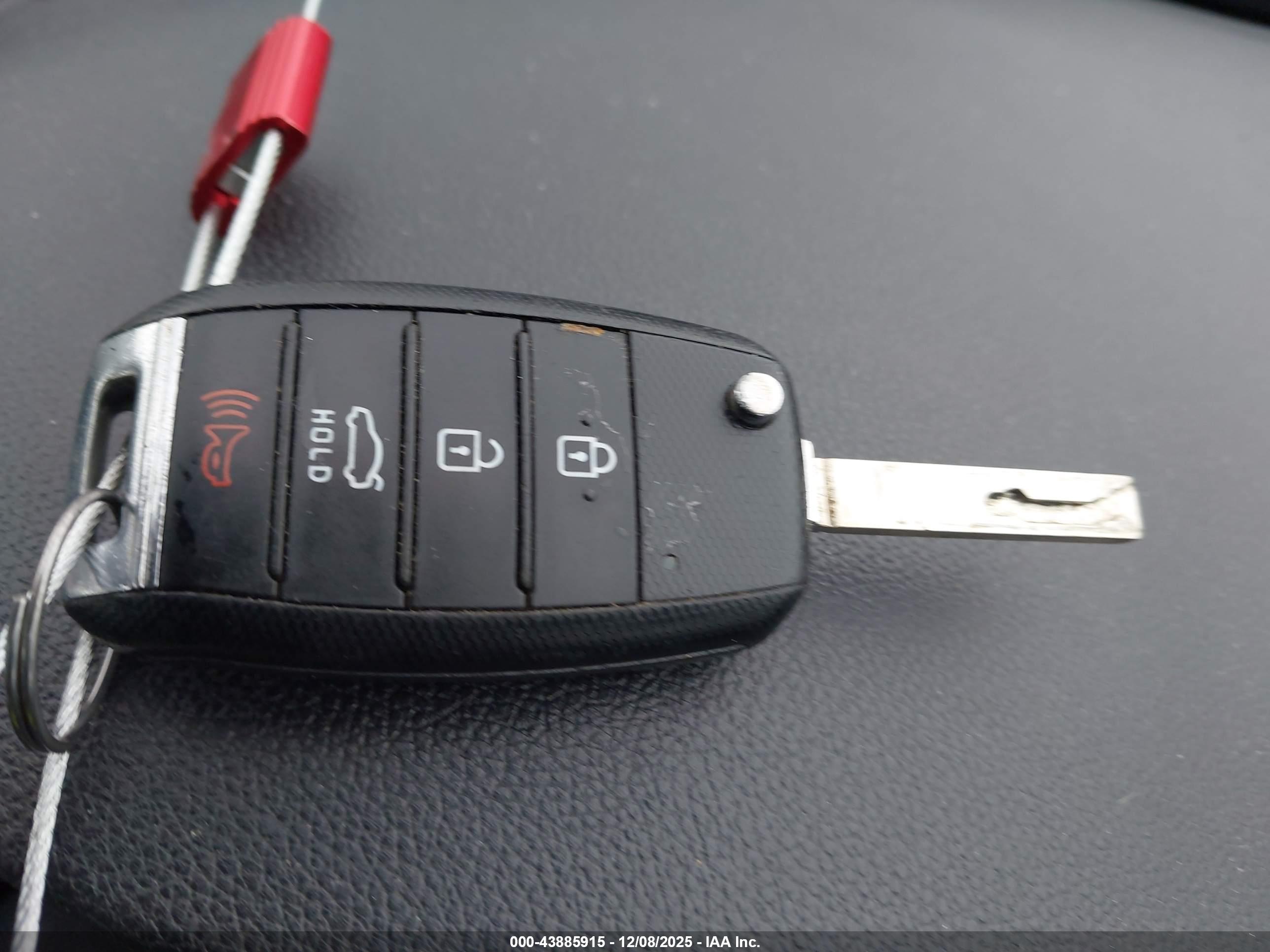 KIA OPTIMA image 11