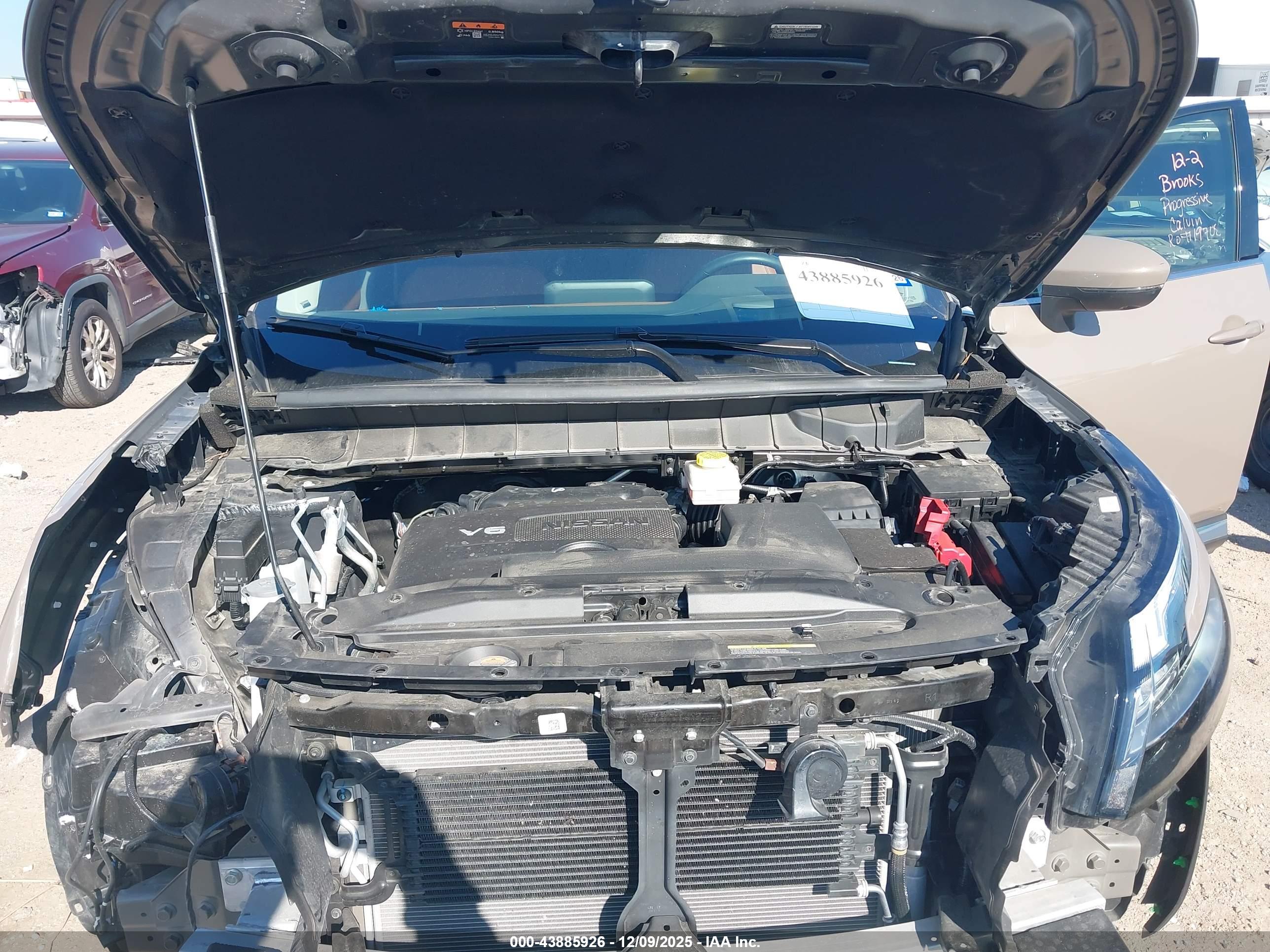 NISSAN PATHFINDER image 10