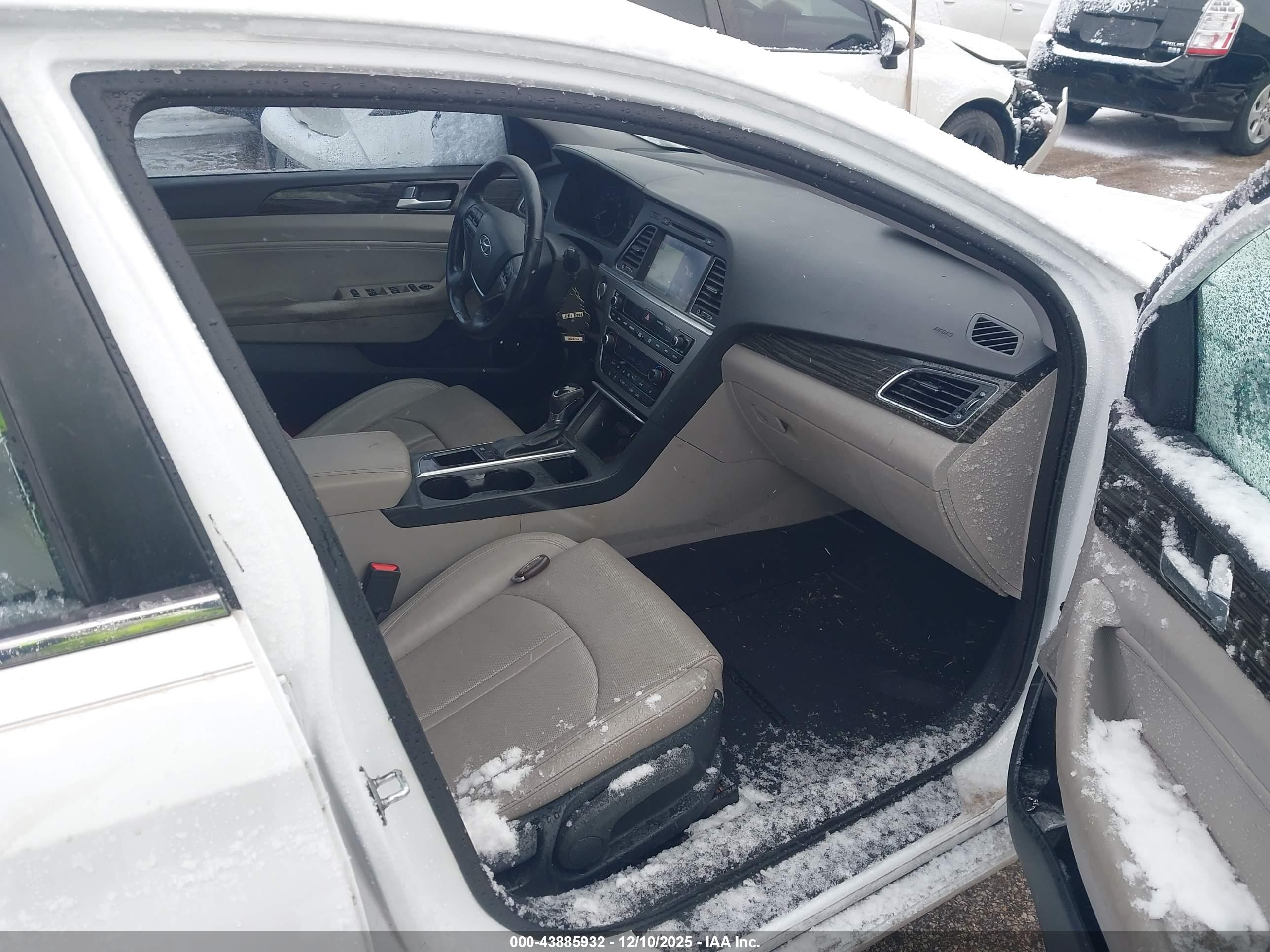 HYUNDAI SONATA image 5