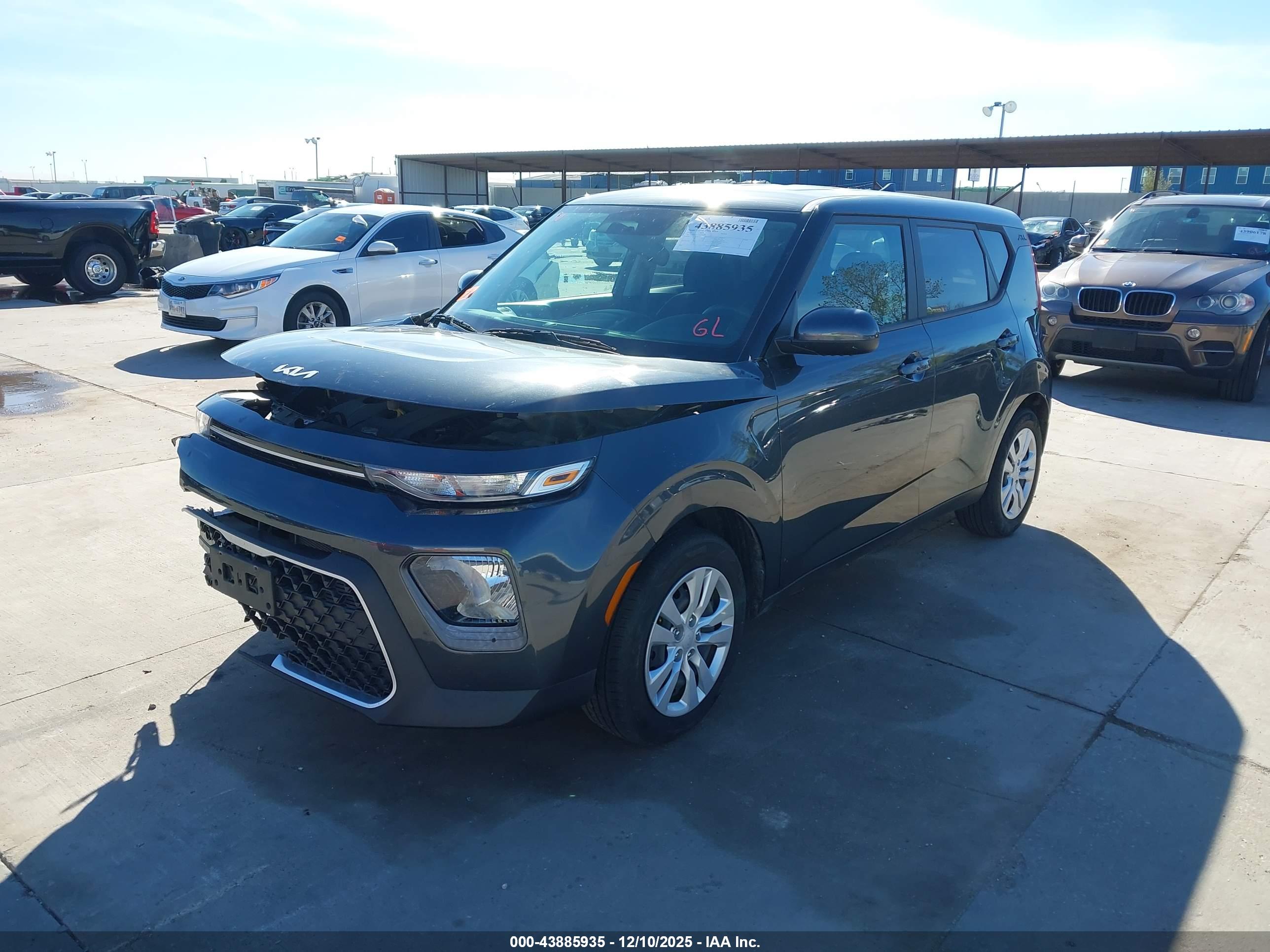 KIA SOUL image 2