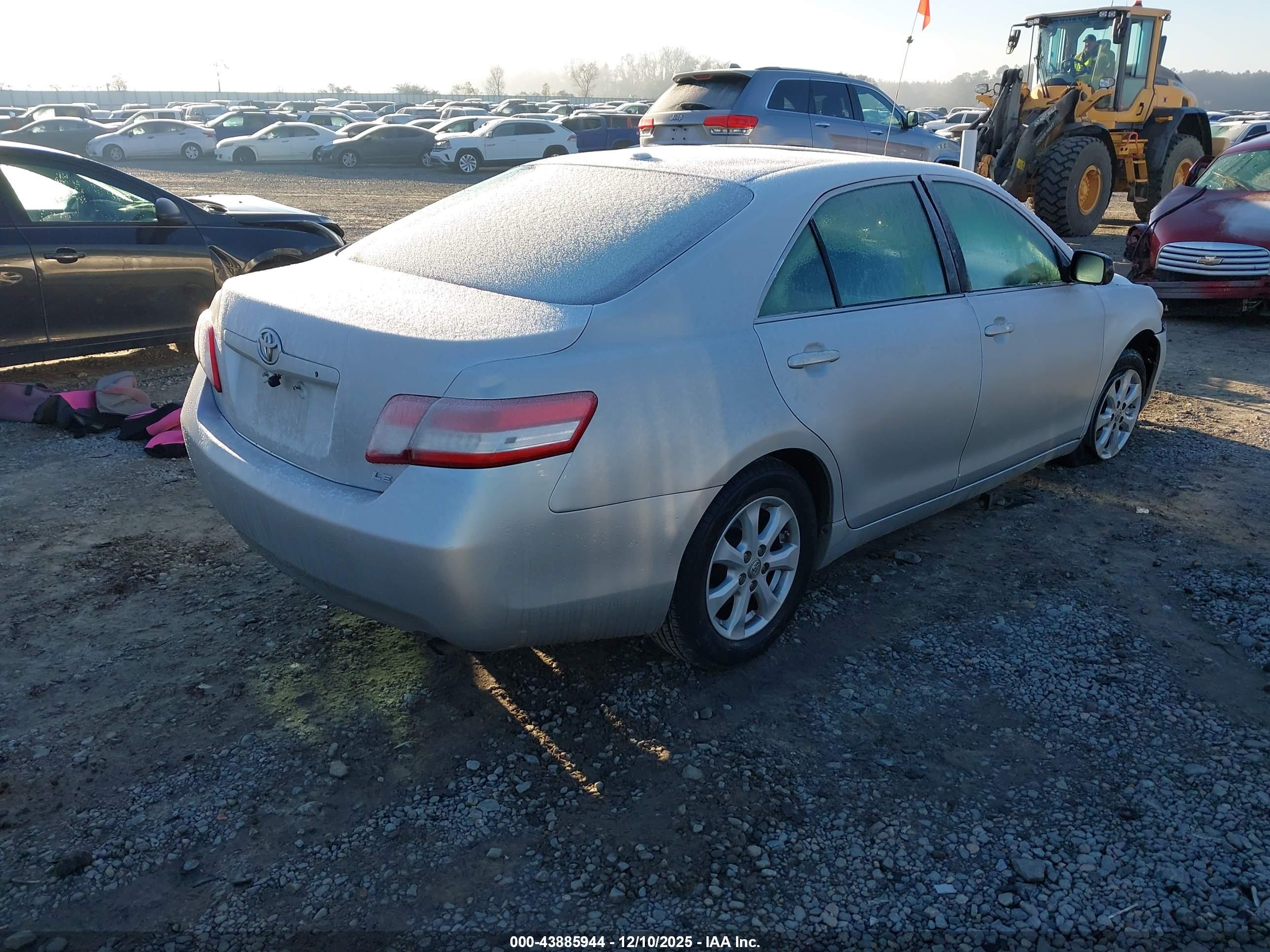 TOYOTA CAMRY image 4