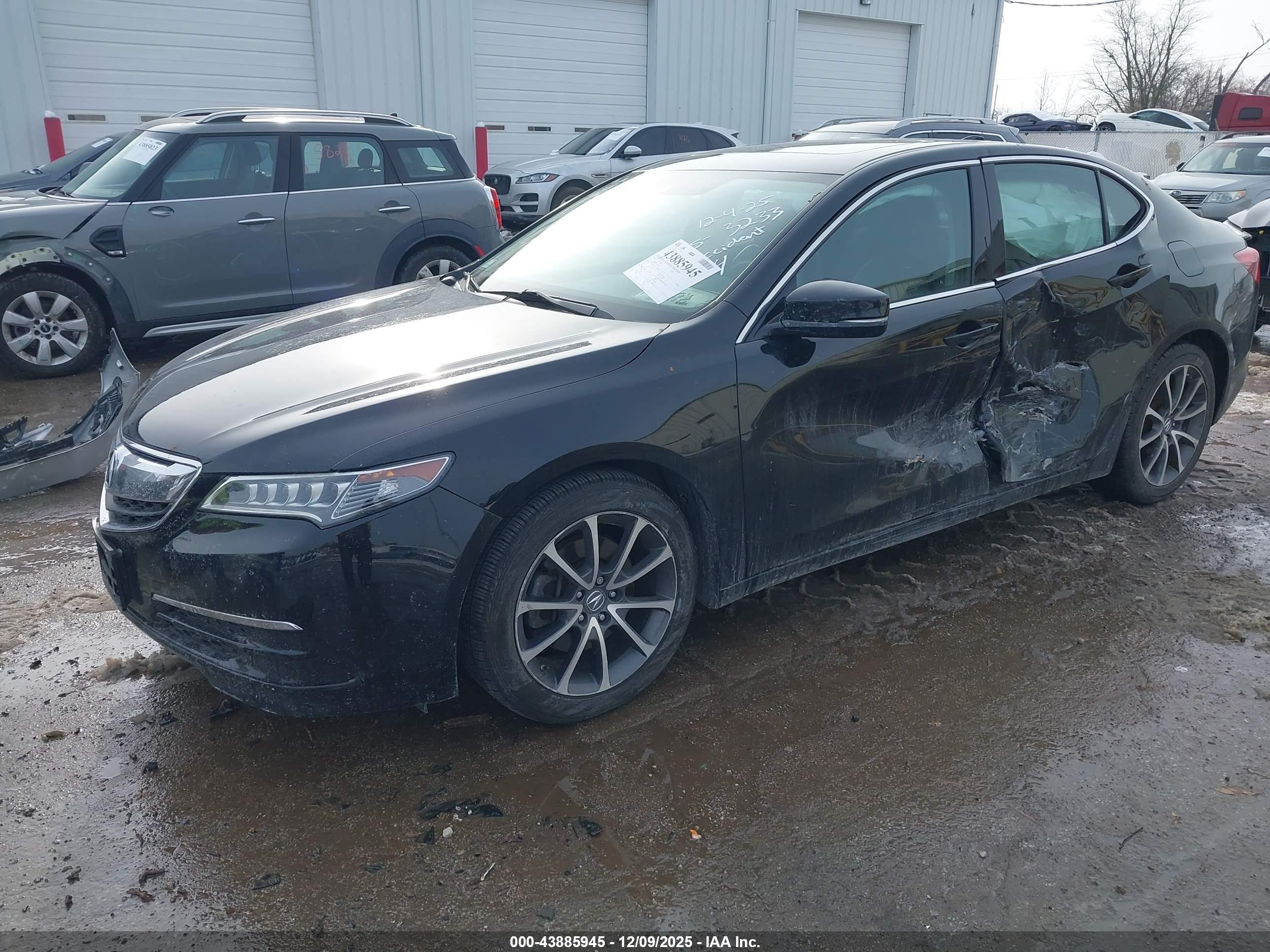 ACURA TLX image 2