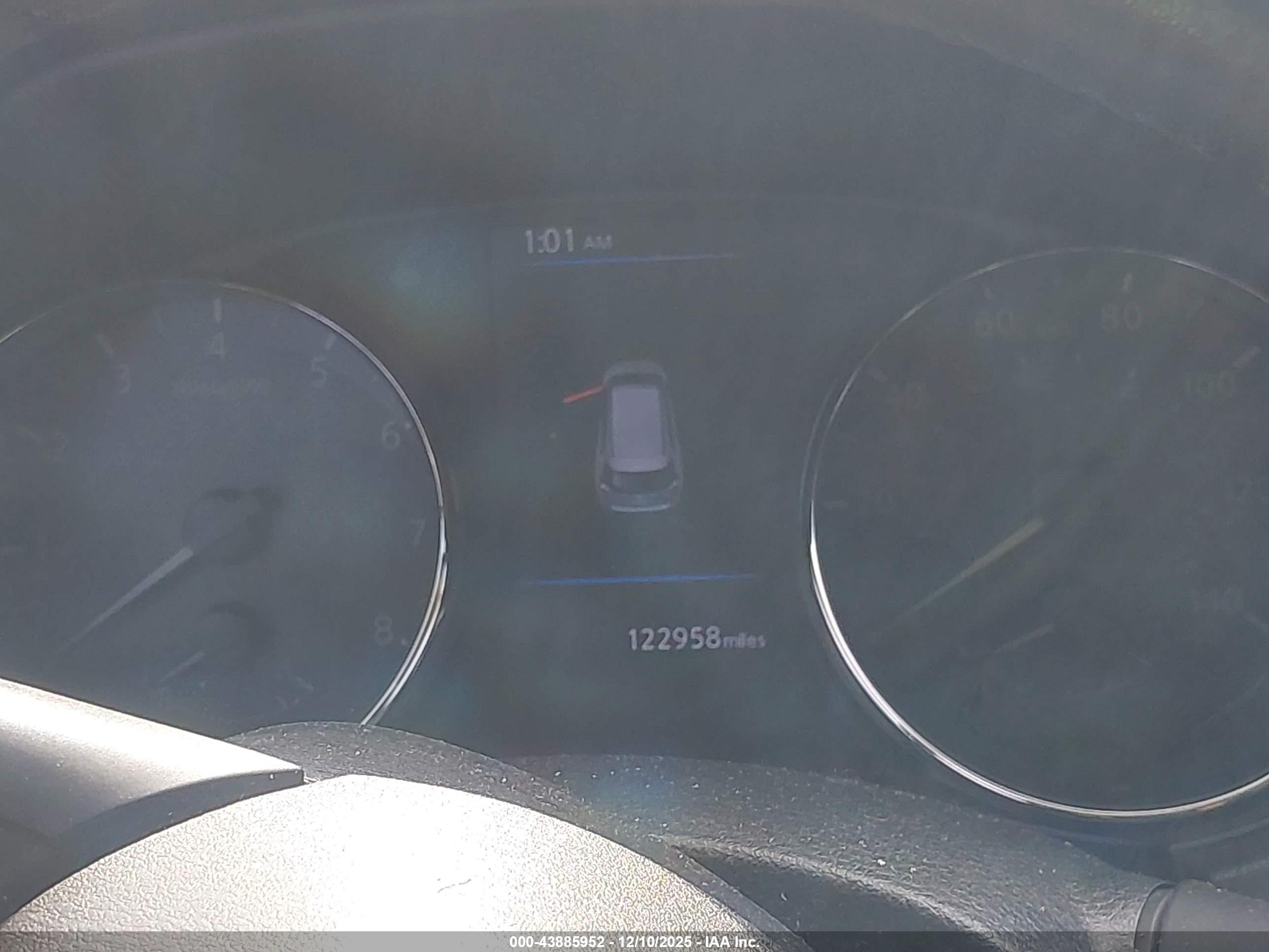NISSAN ROGUE image 7