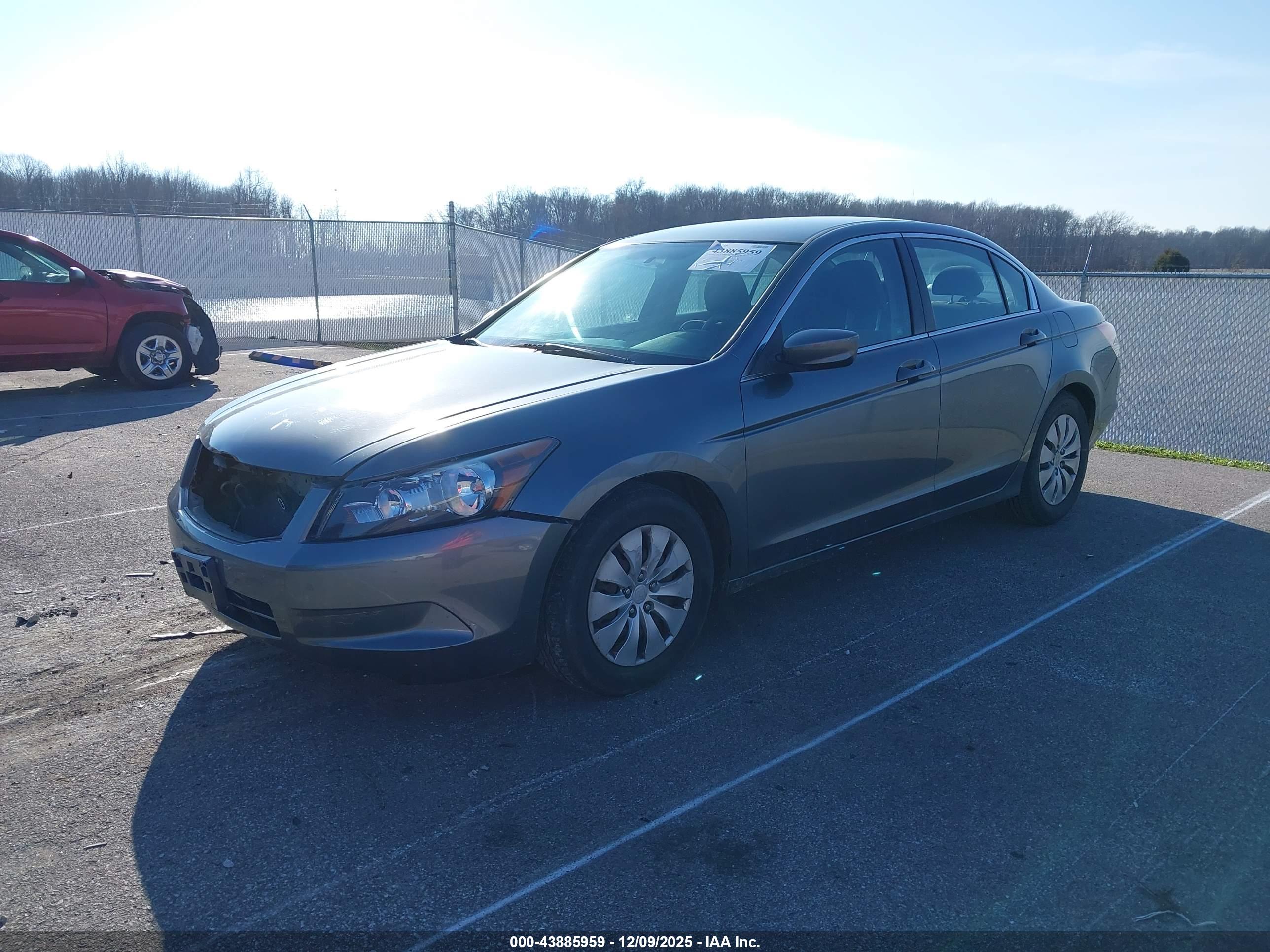 HONDA ACCORD image 2
