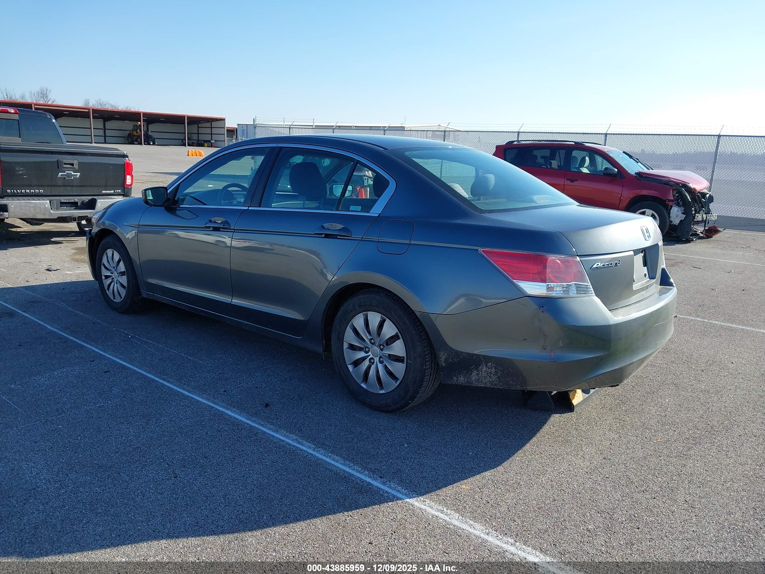 HONDA ACCORD image 3