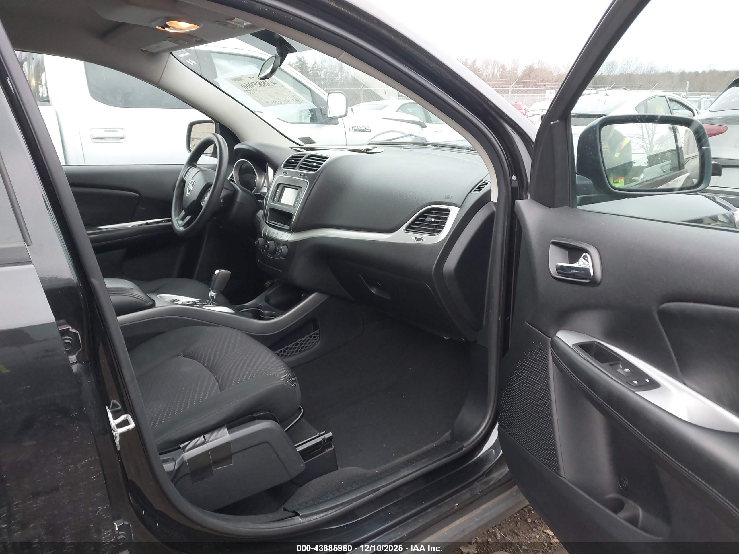 DODGE JOURNEY image 5