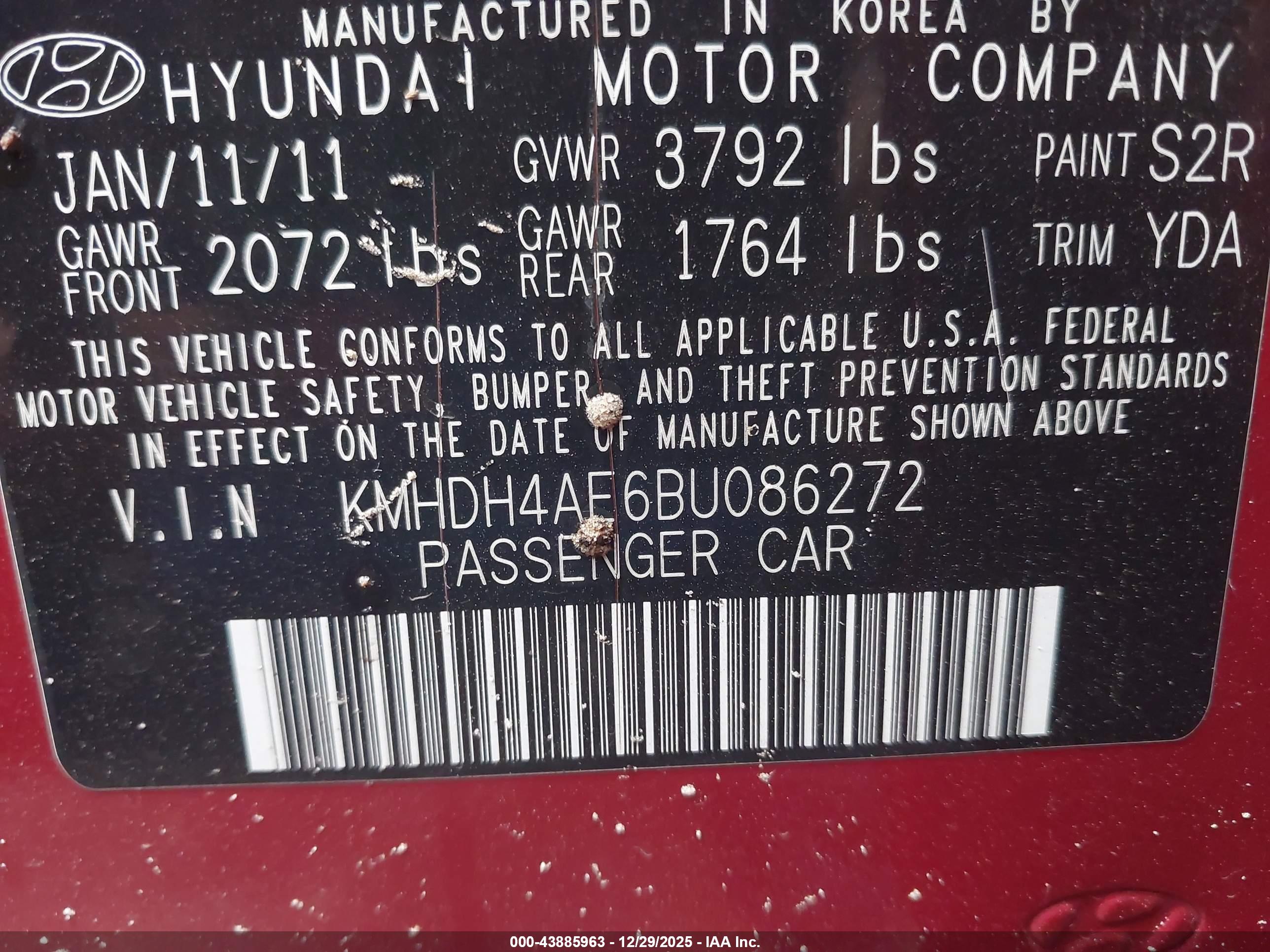 HYUNDAI ELANTRA image 9