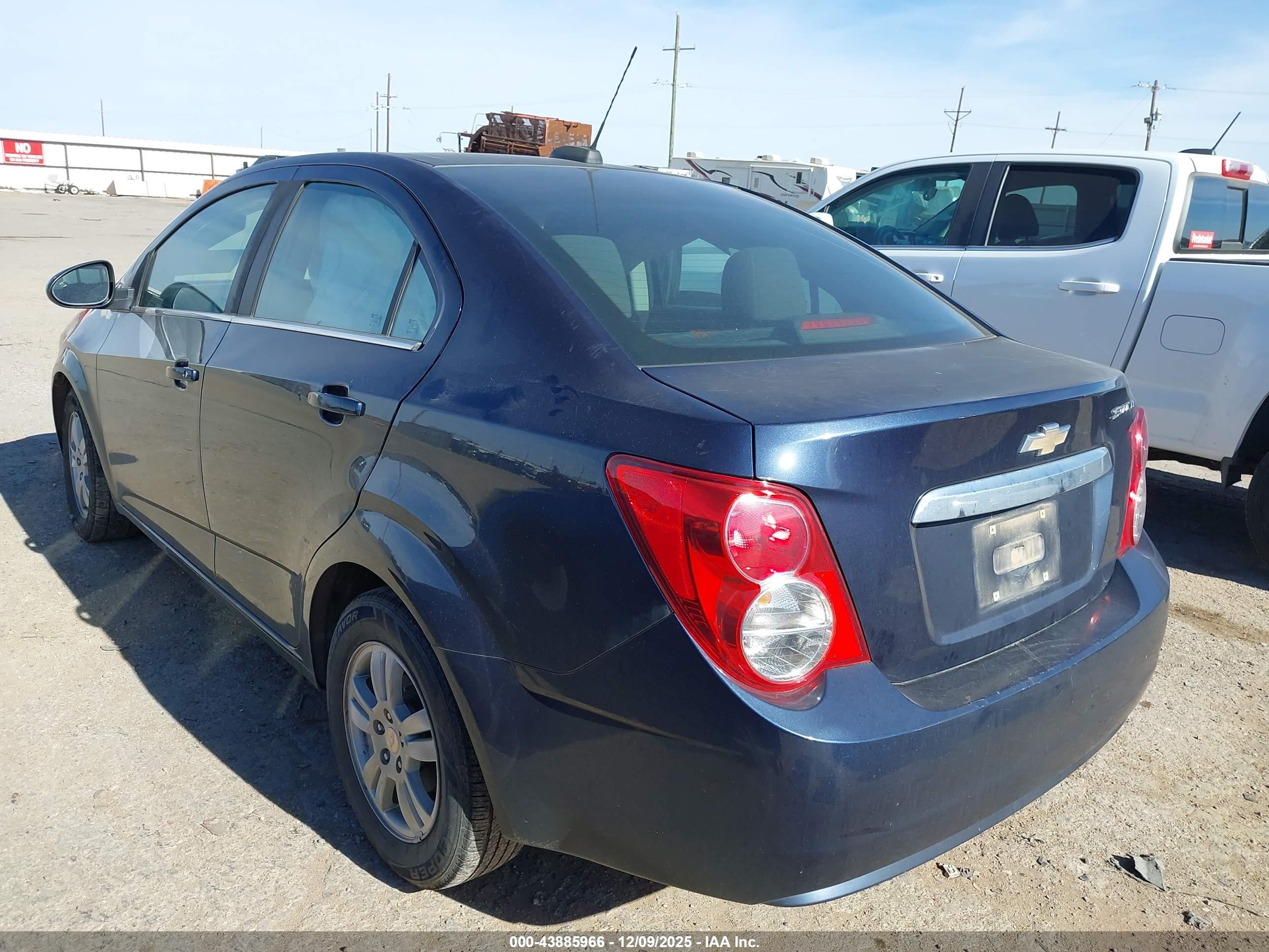 CHEVROLET SONIC image 3