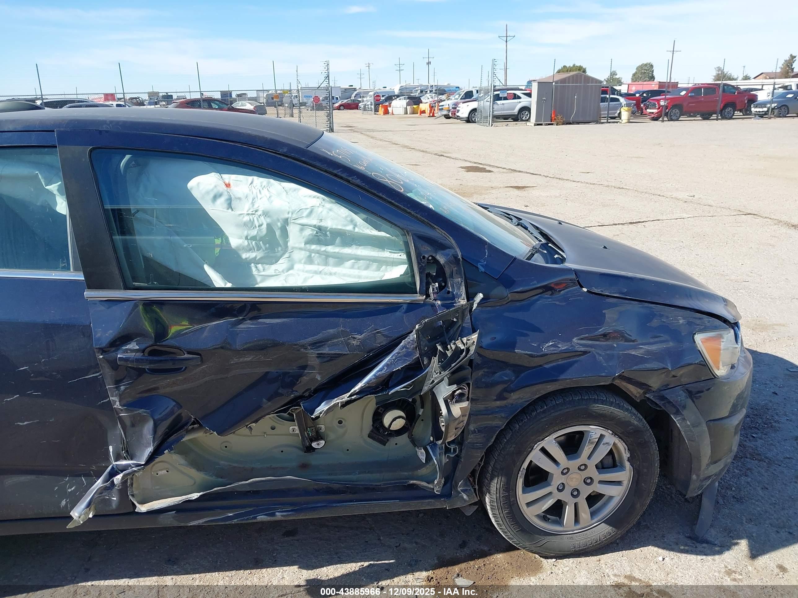 CHEVROLET SONIC image 6