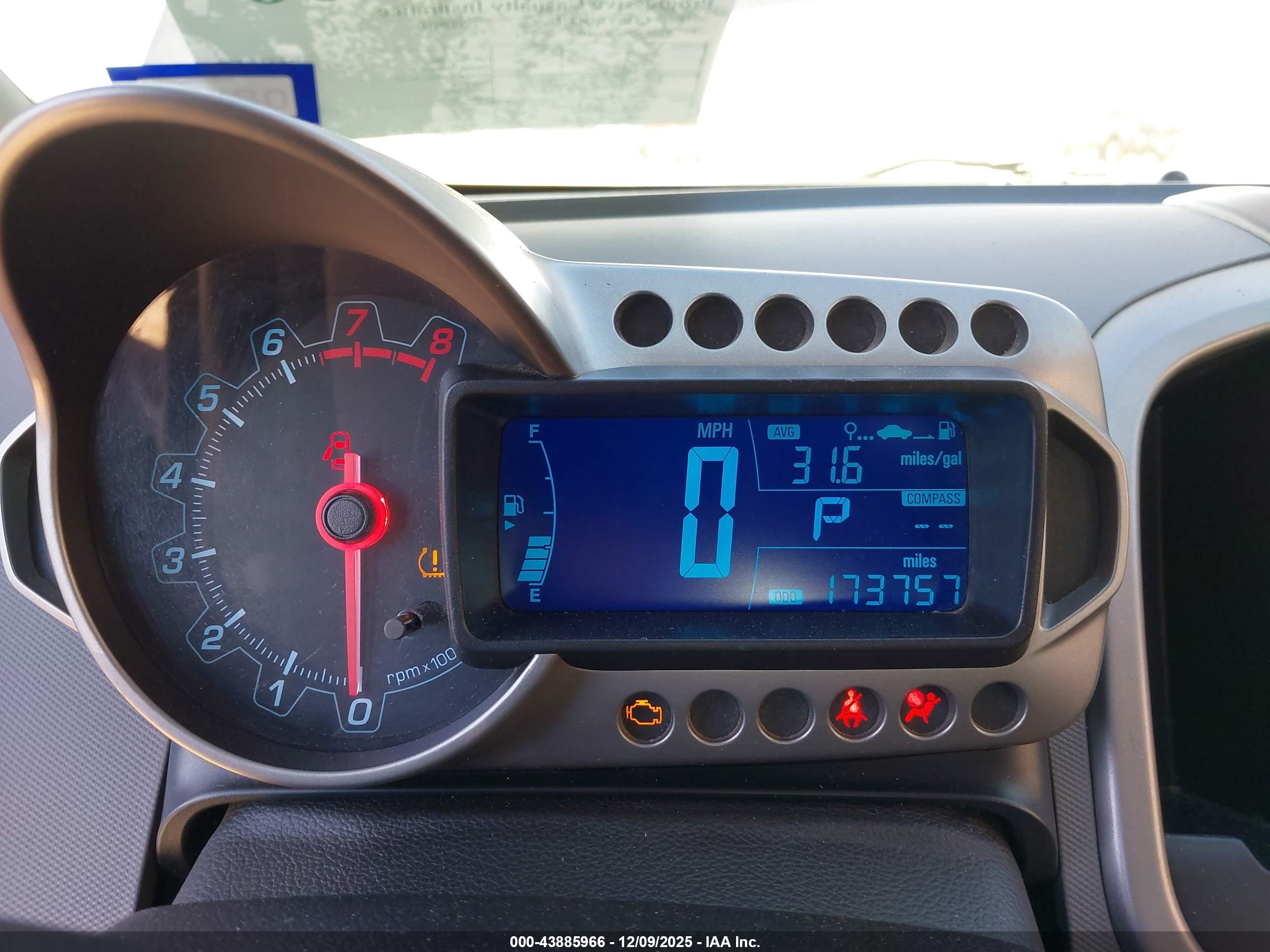 CHEVROLET SONIC image 7
