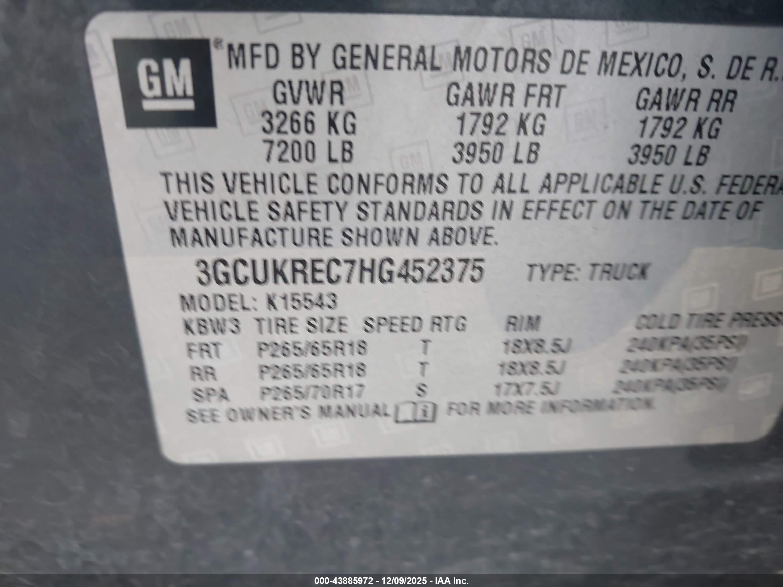 CHEVROLET SILVERADO image 9