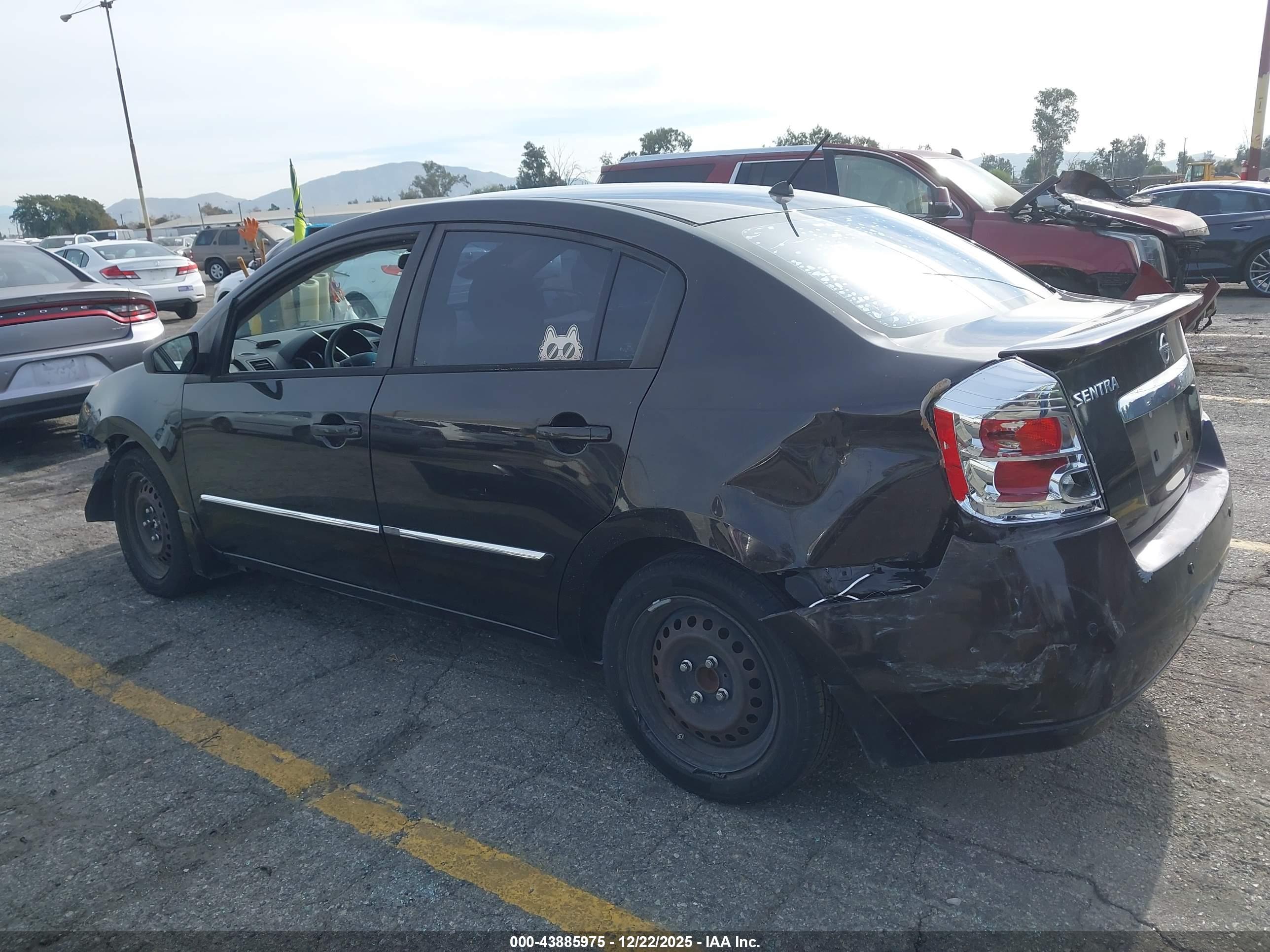 NISSAN SENTRA image 3