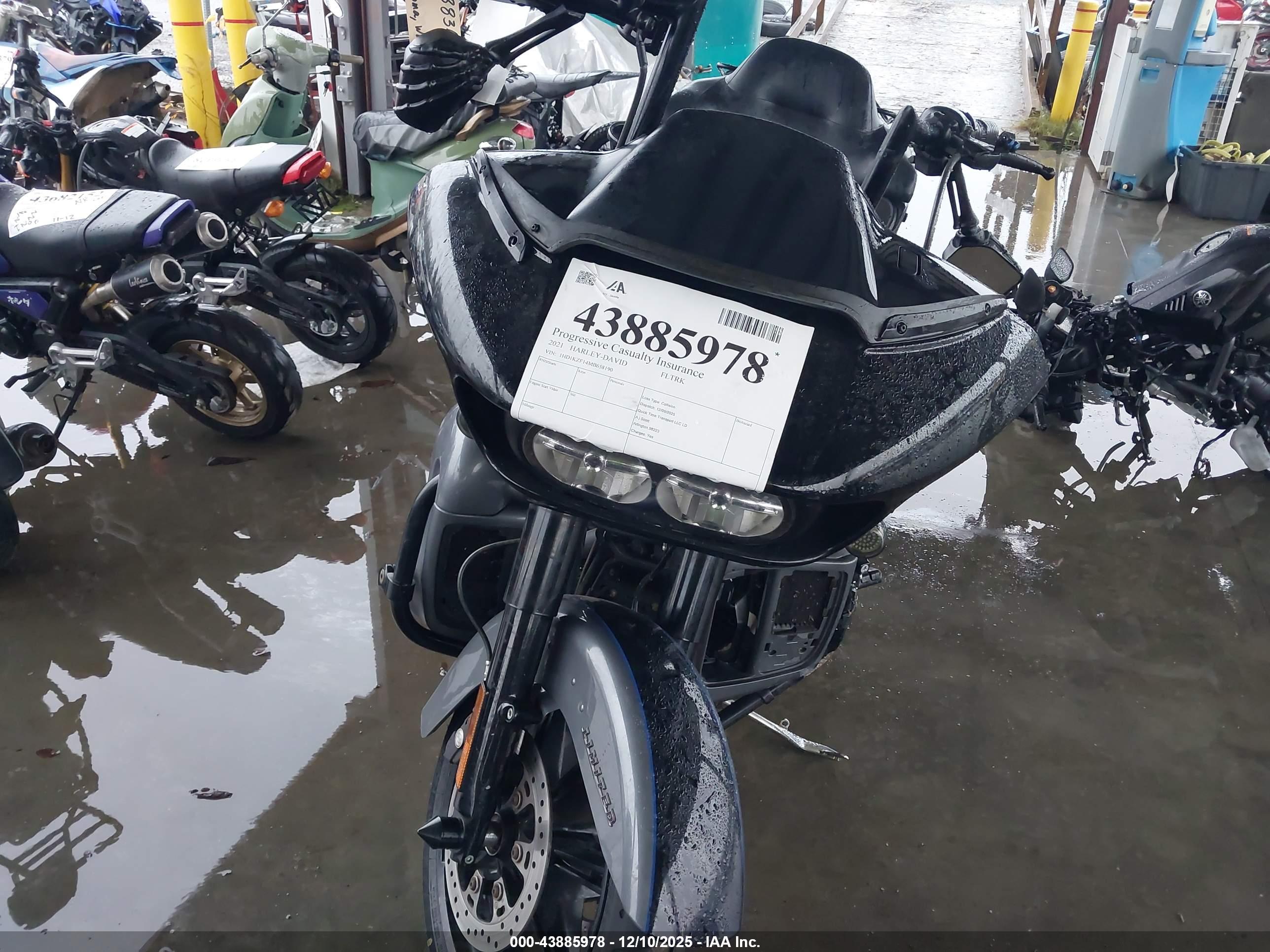 HARLEY-DAVIDSON FLTRK image 5