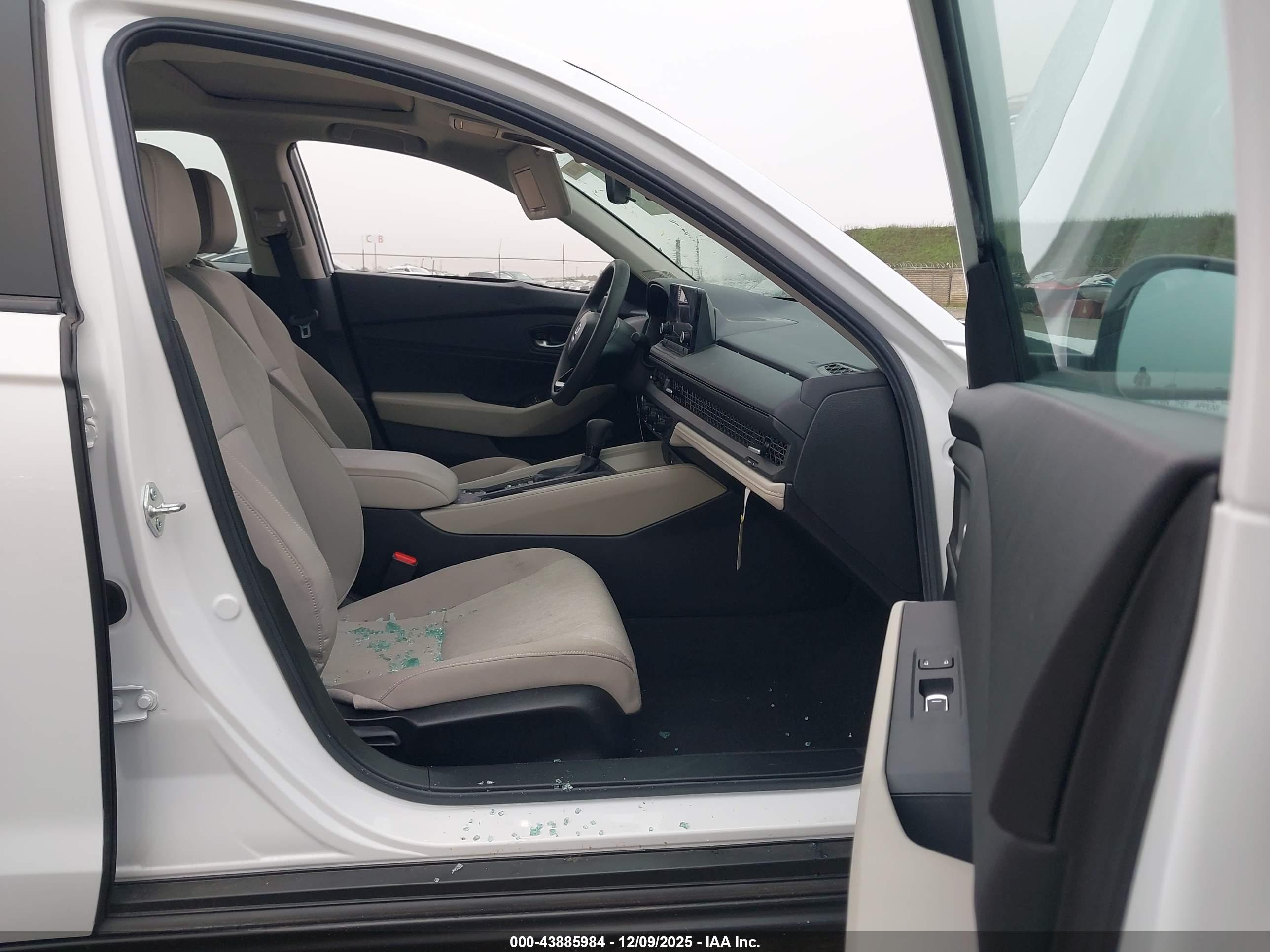 HONDA ACCORD image 5