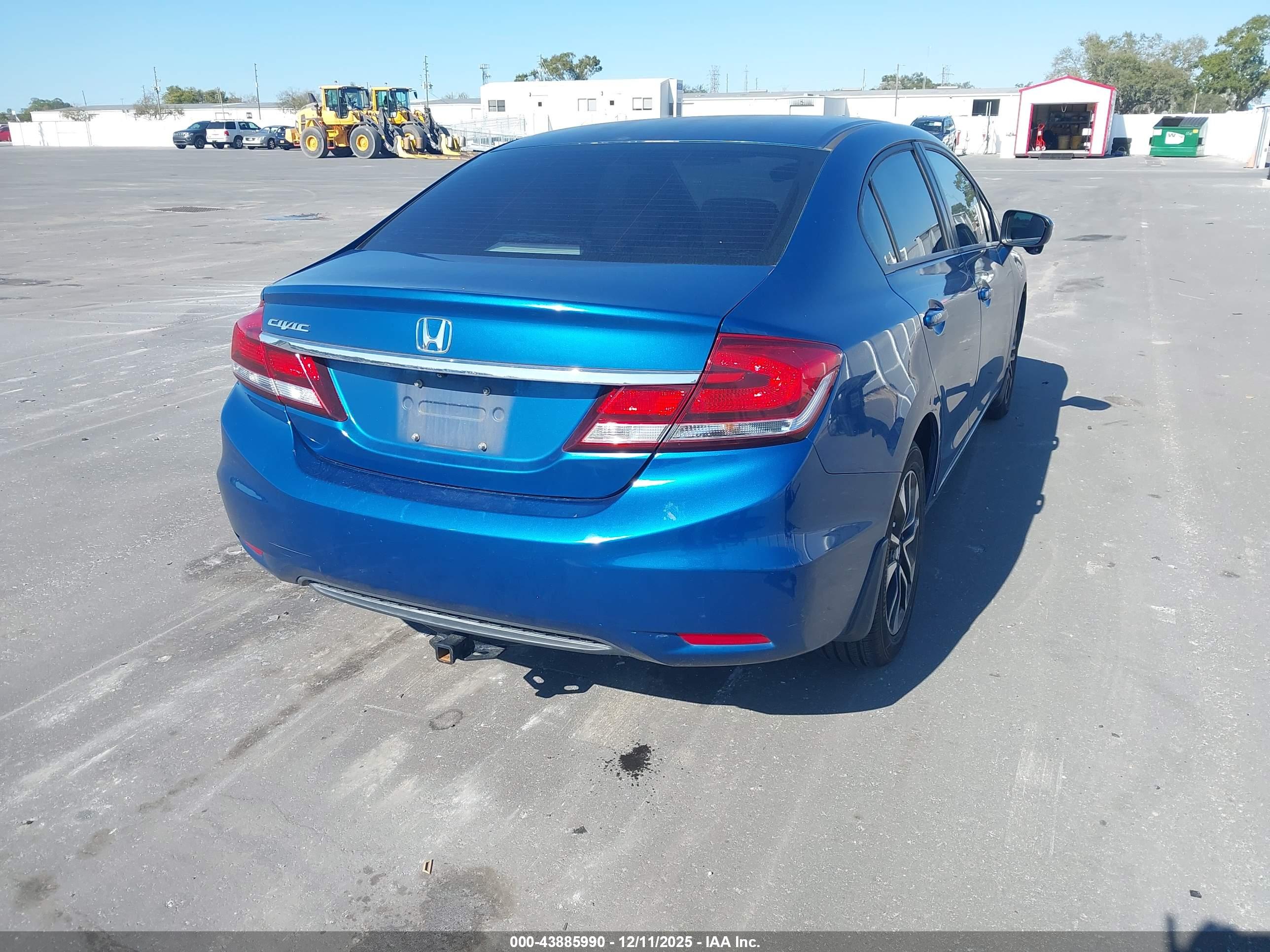 HONDA CIVIC image 4