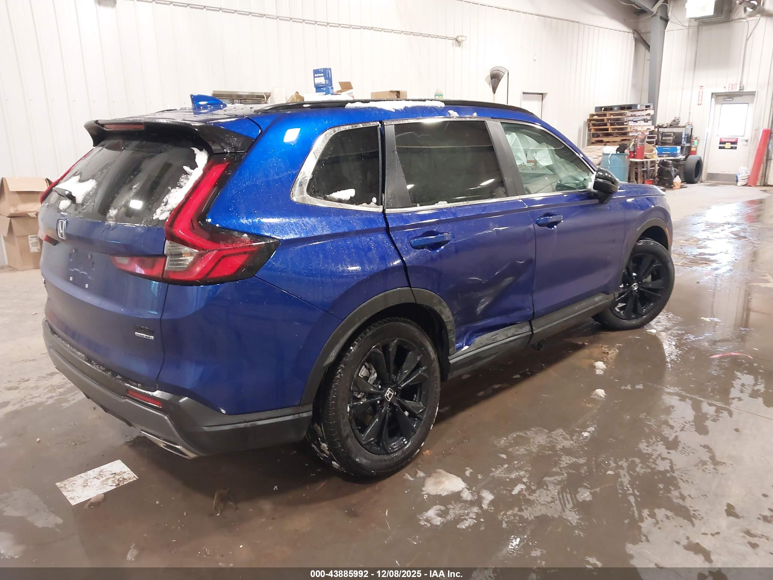HONDA CR-V image 4