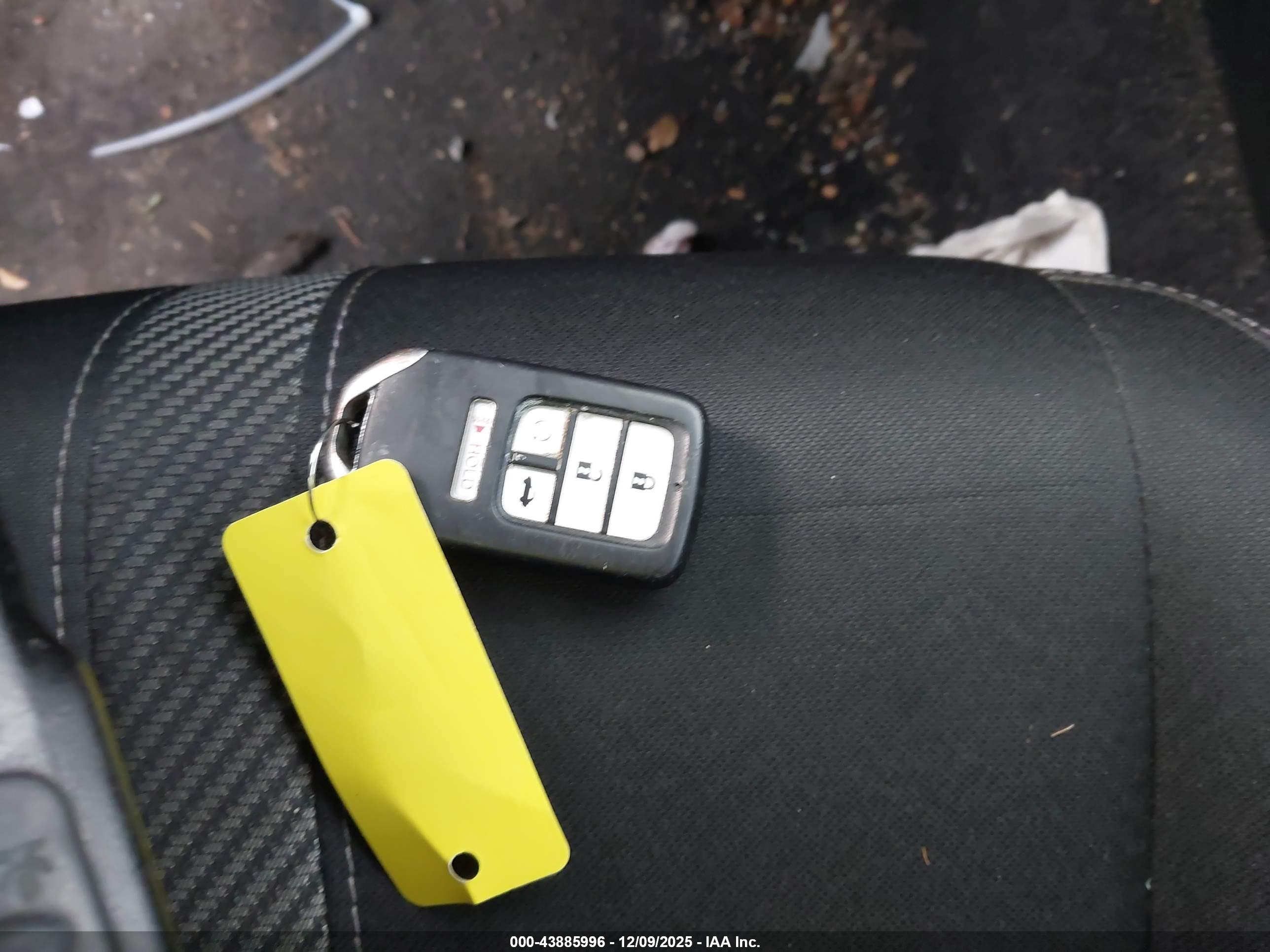 HONDA CIVIC image 11