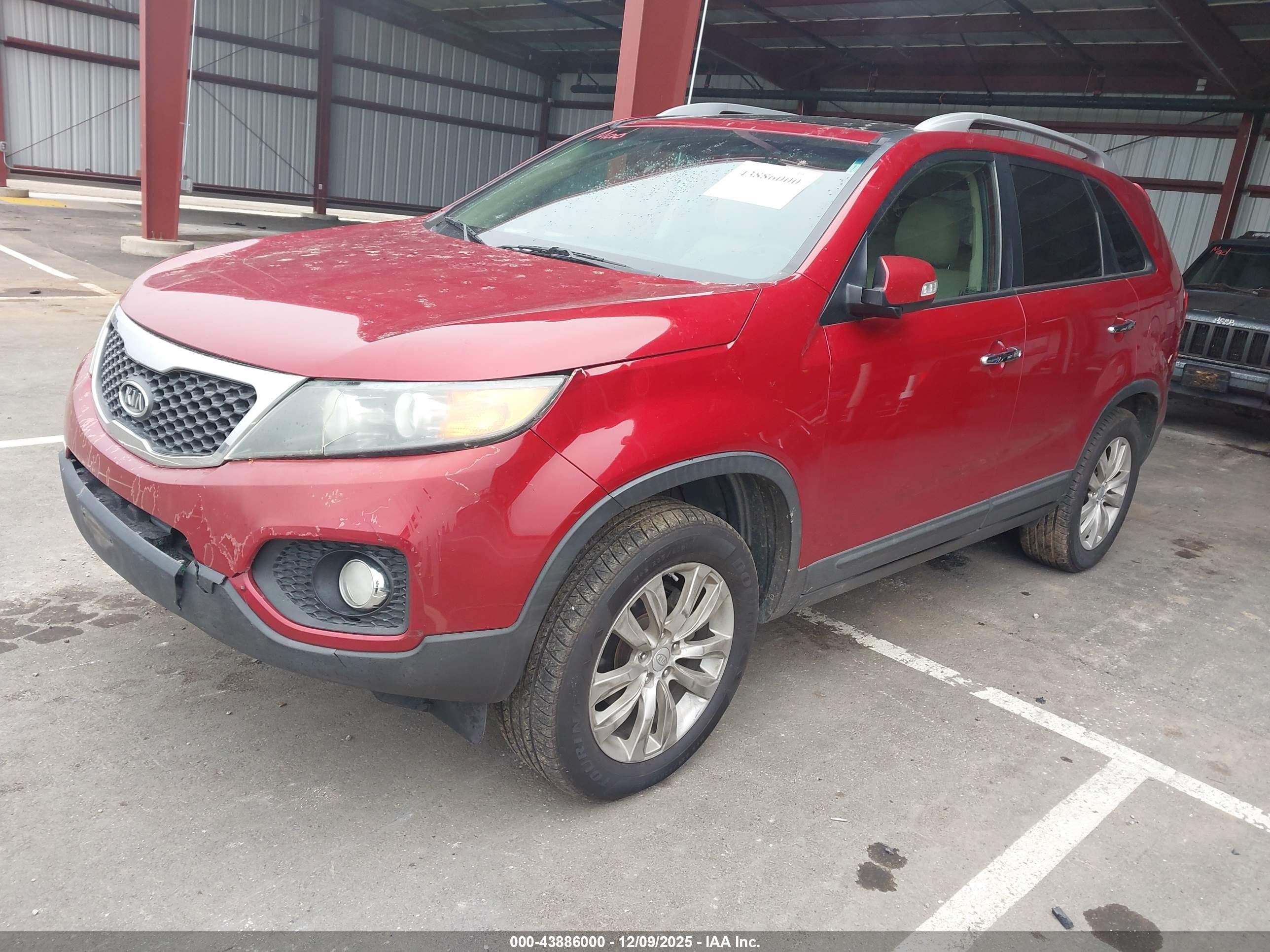 KIA SORENTO image 2