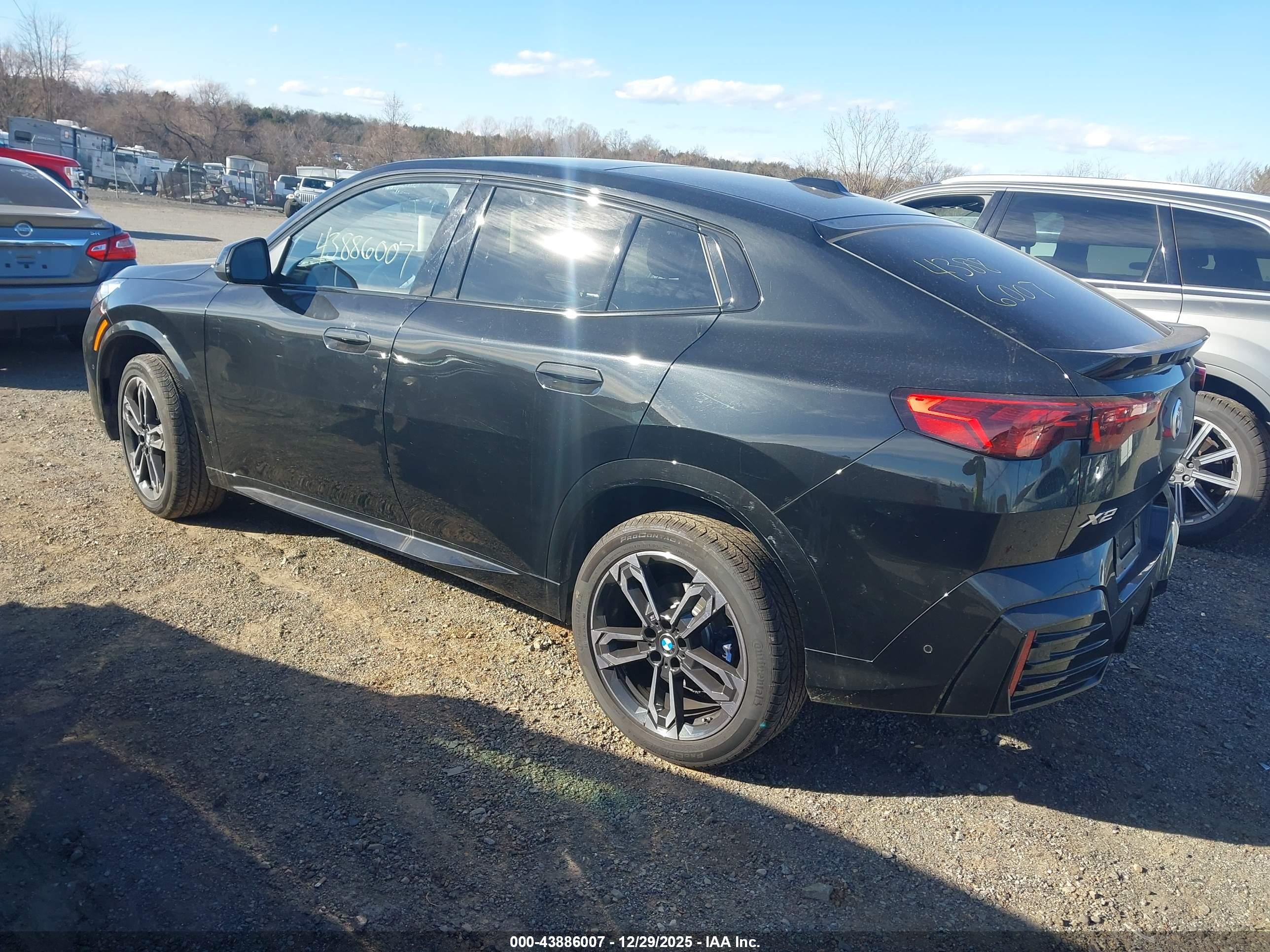 BMW X2 image 3