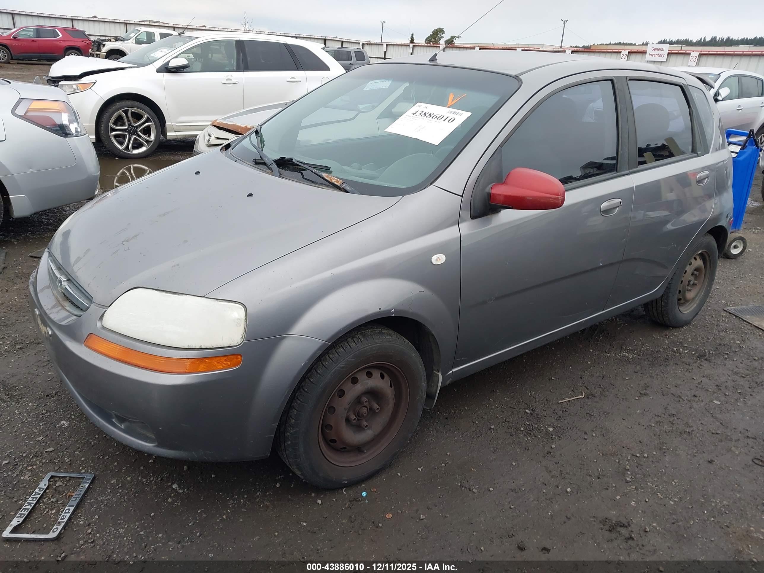 CHEVROLET AVEO image 2