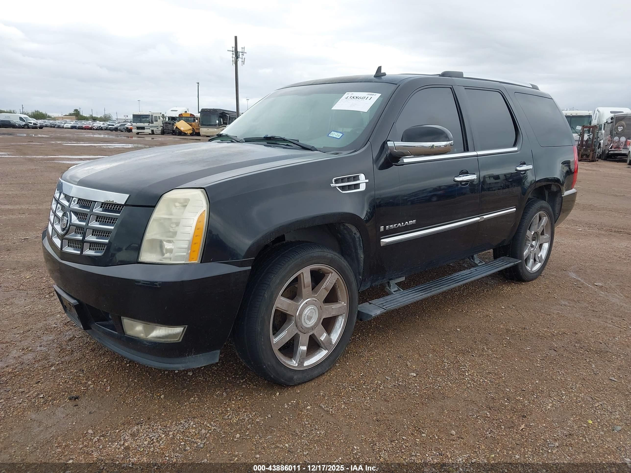 CADILLAC ESCALADE image 2