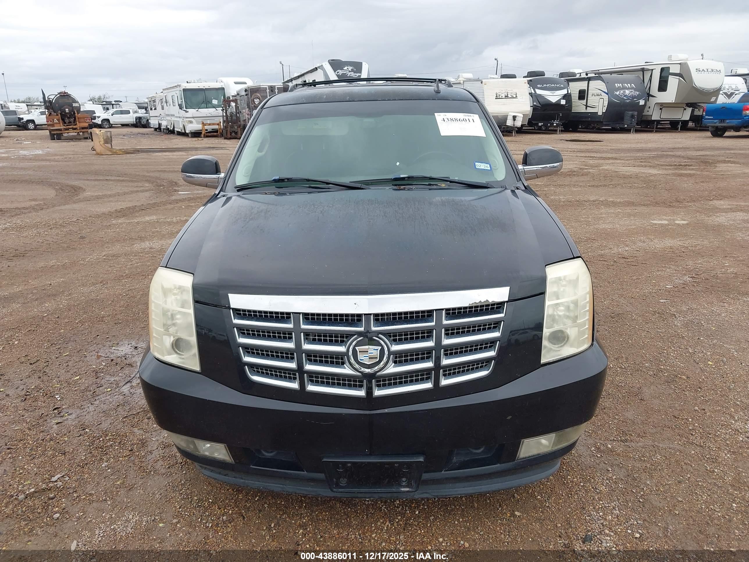 CADILLAC ESCALADE image 6