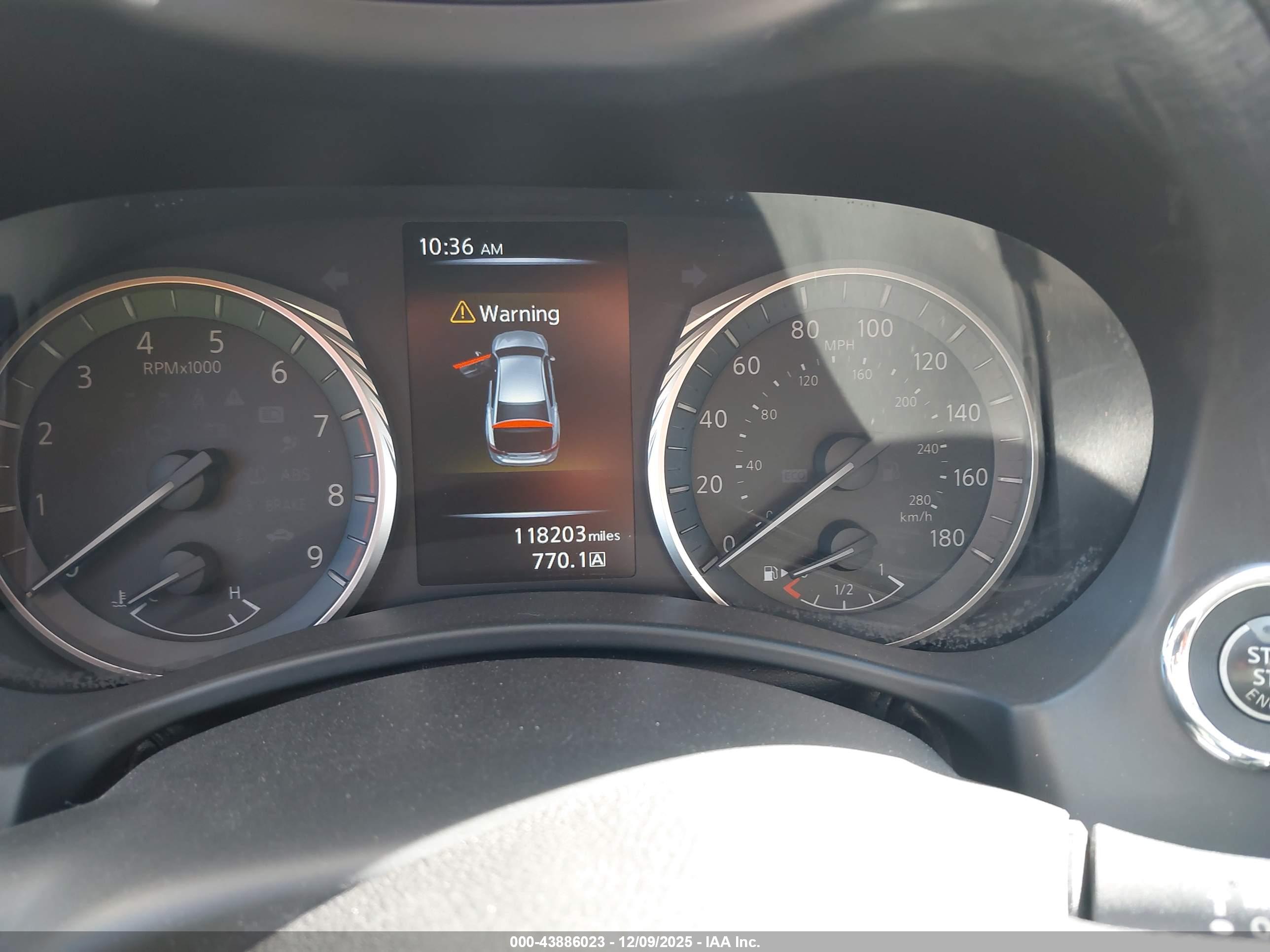 INFINITI Q50 image 7