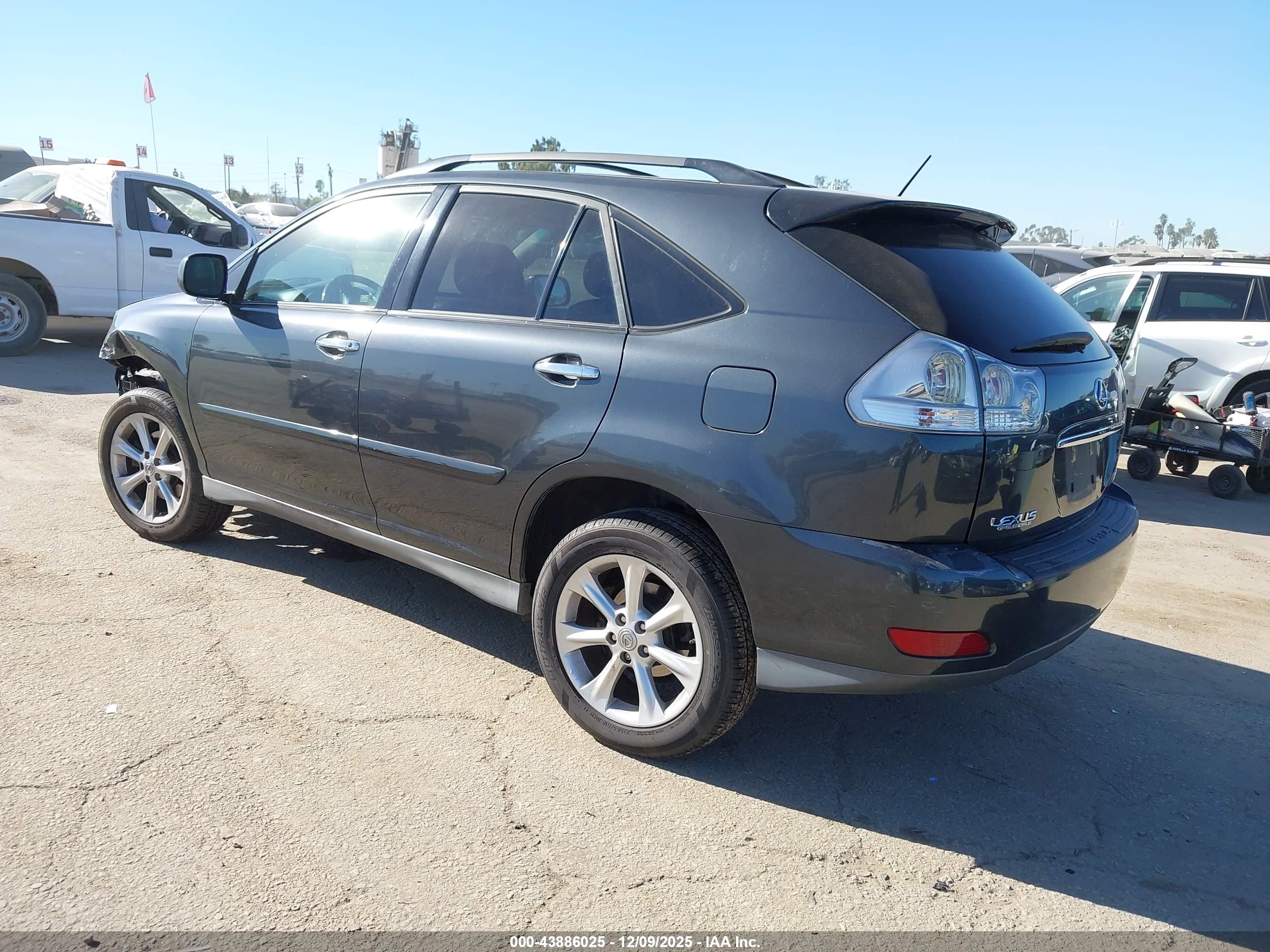 LEXUS RX image 3