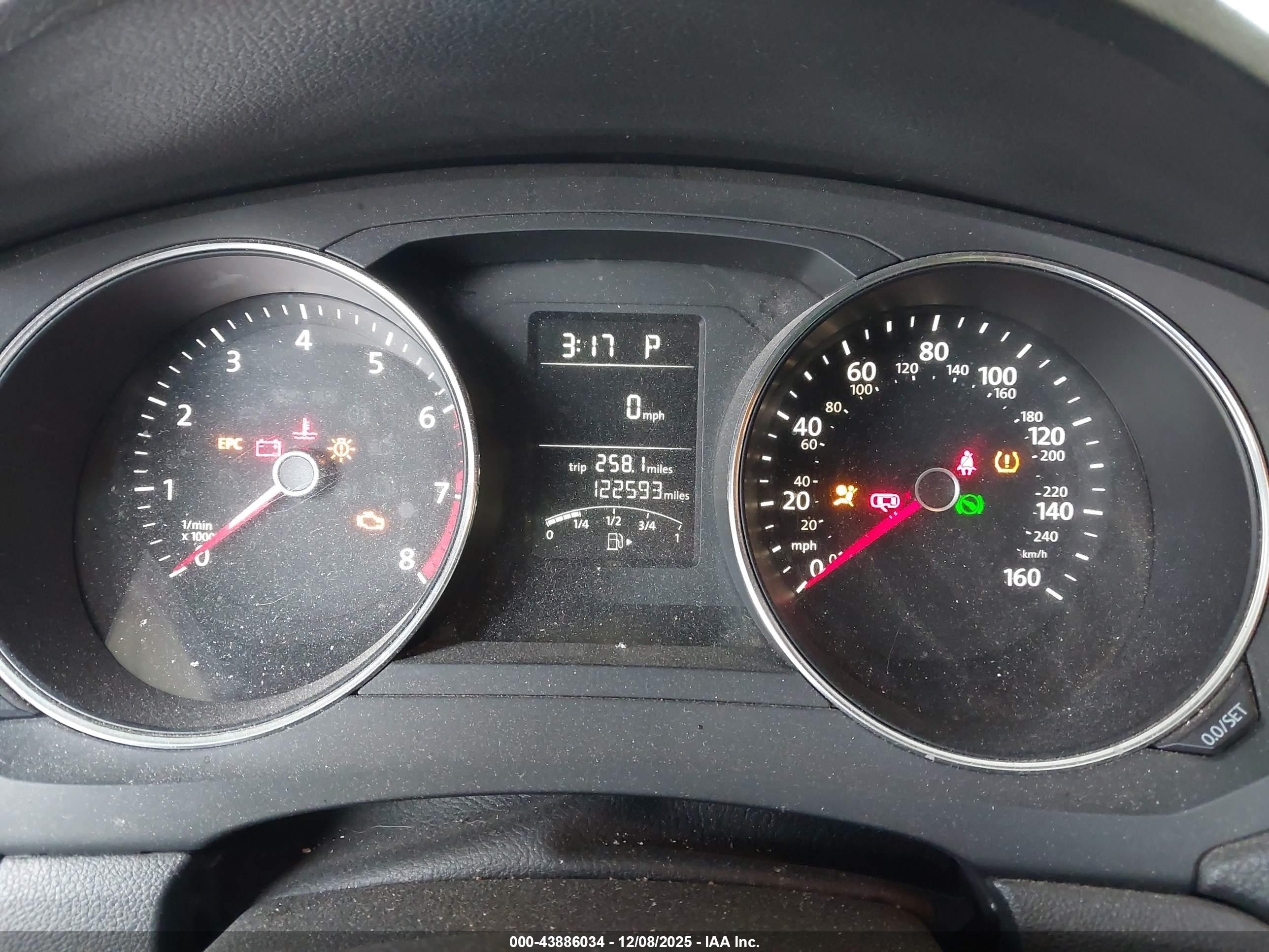 VOLKSWAGEN JETTA image 7