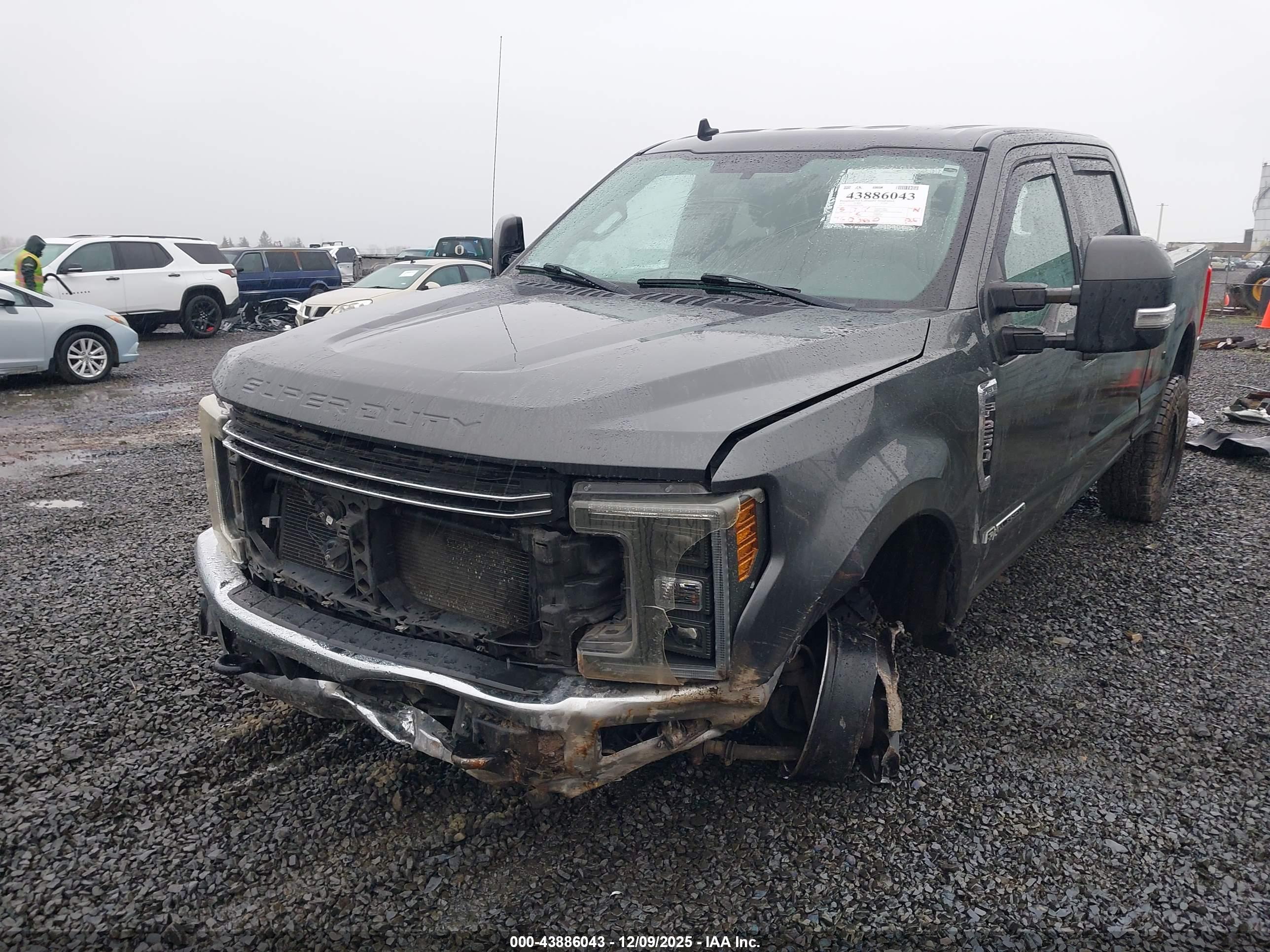 FORD F-250 image 6