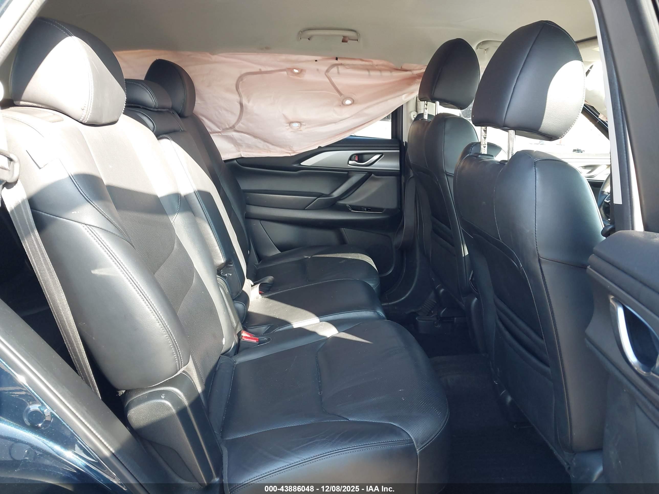 MAZDA CX-9 image 8