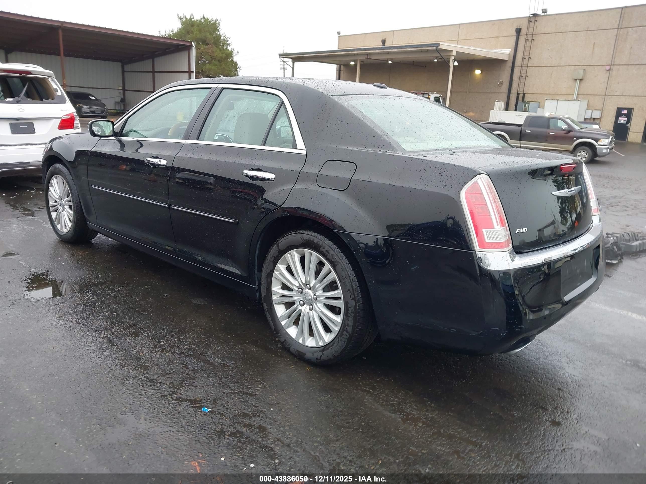 CHRYSLER 300C image 3
