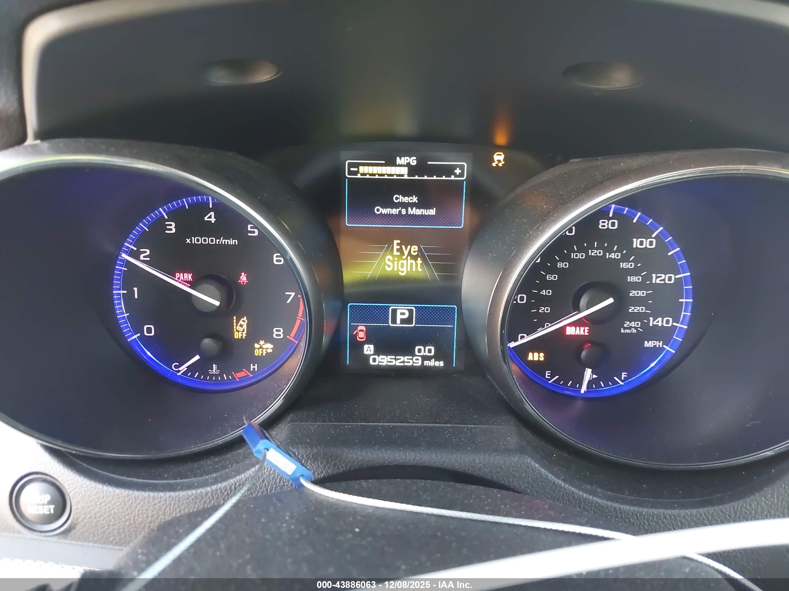 SUBARU OUTBACK image 7