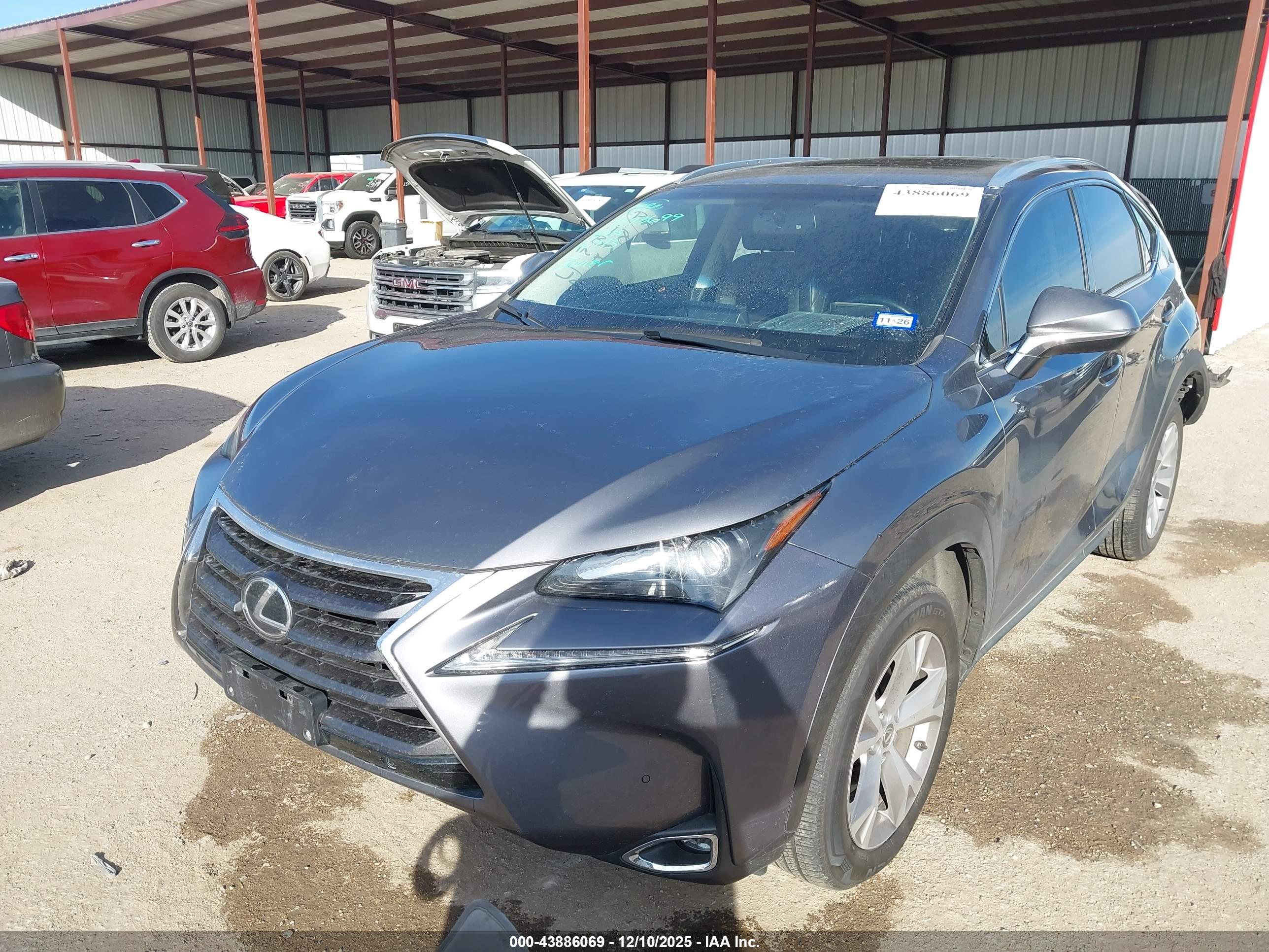 LEXUS NX image 2