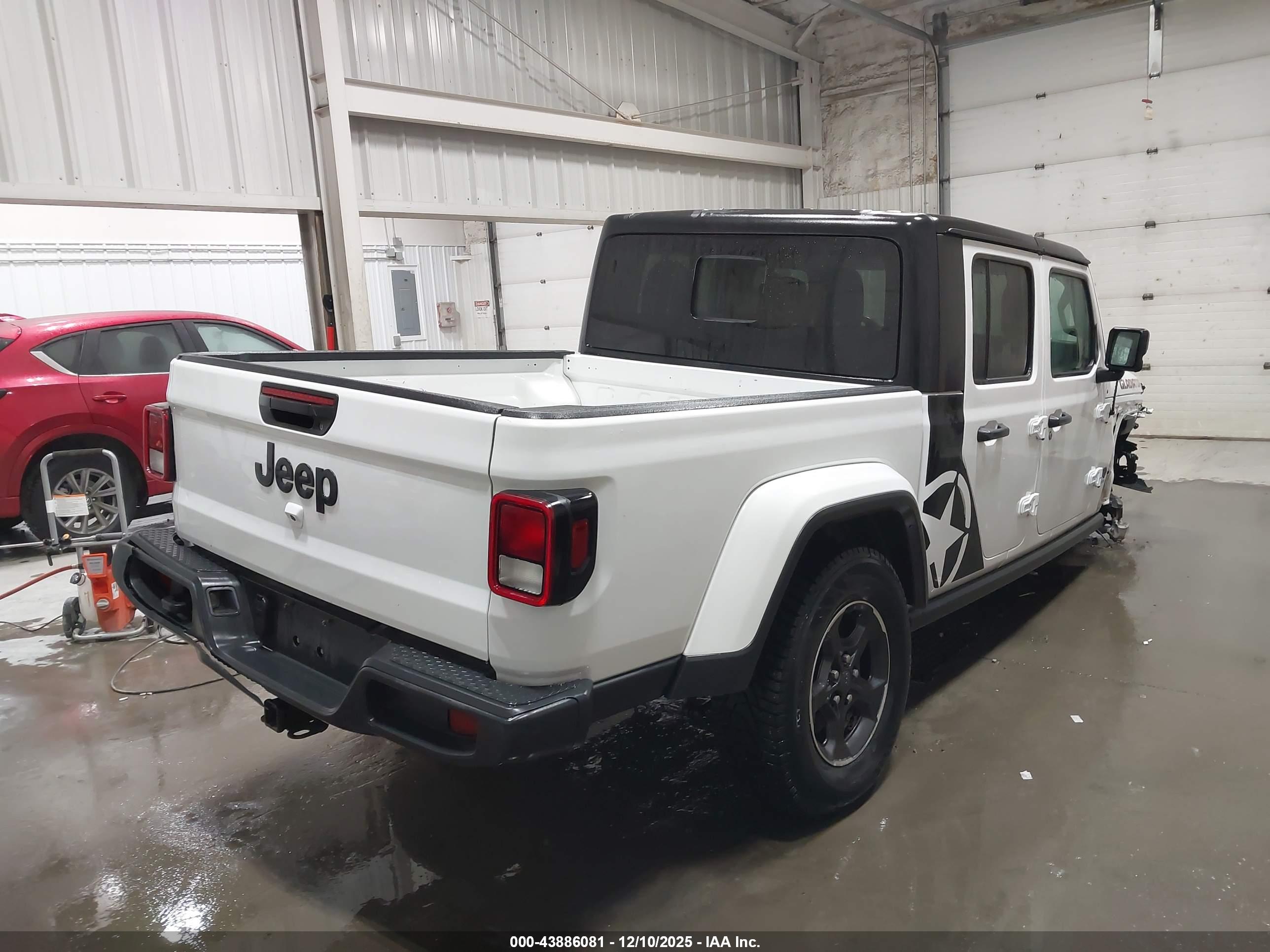 JEEP GLADIATOR image 4