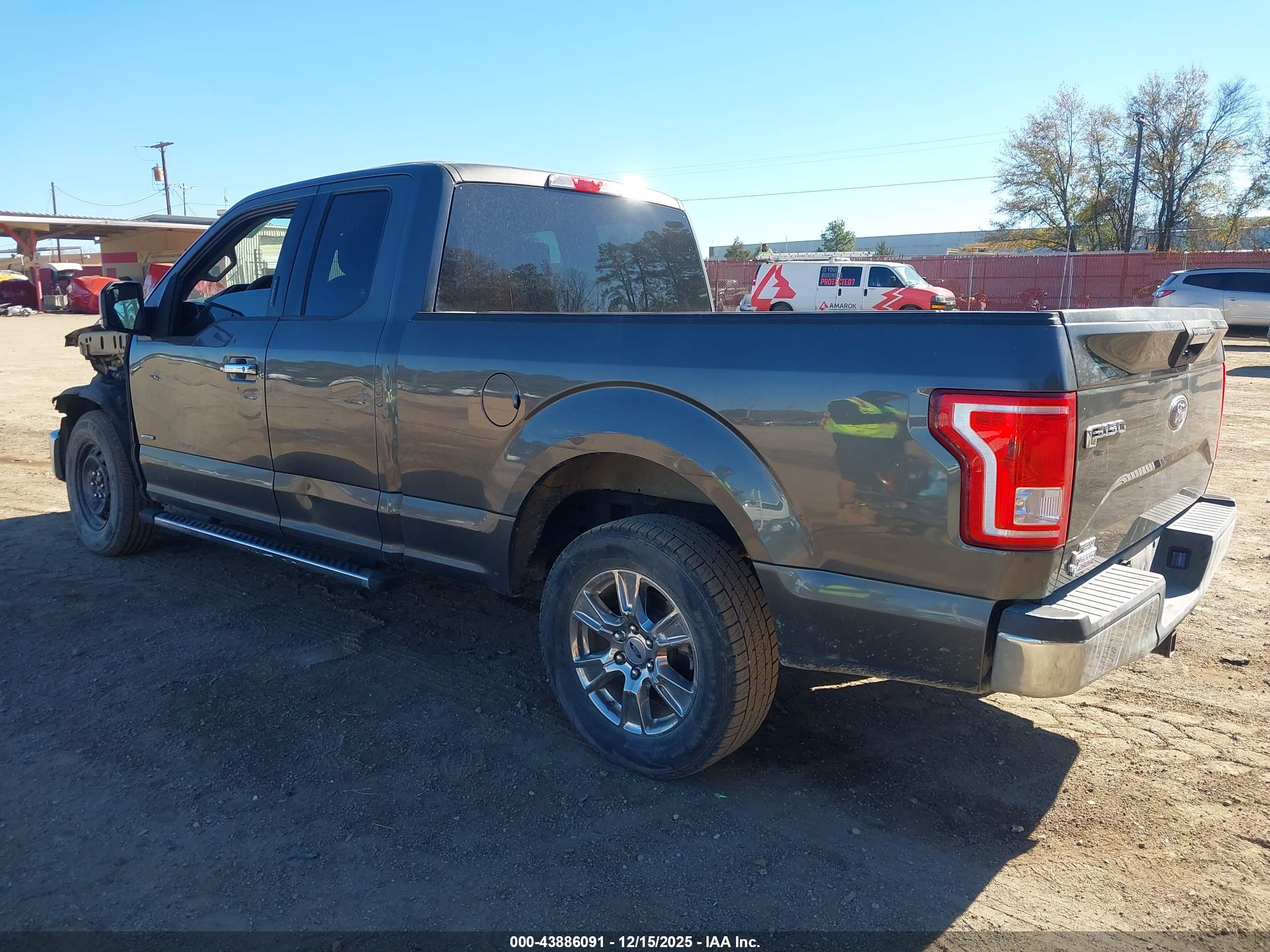 FORD F-150 image 3