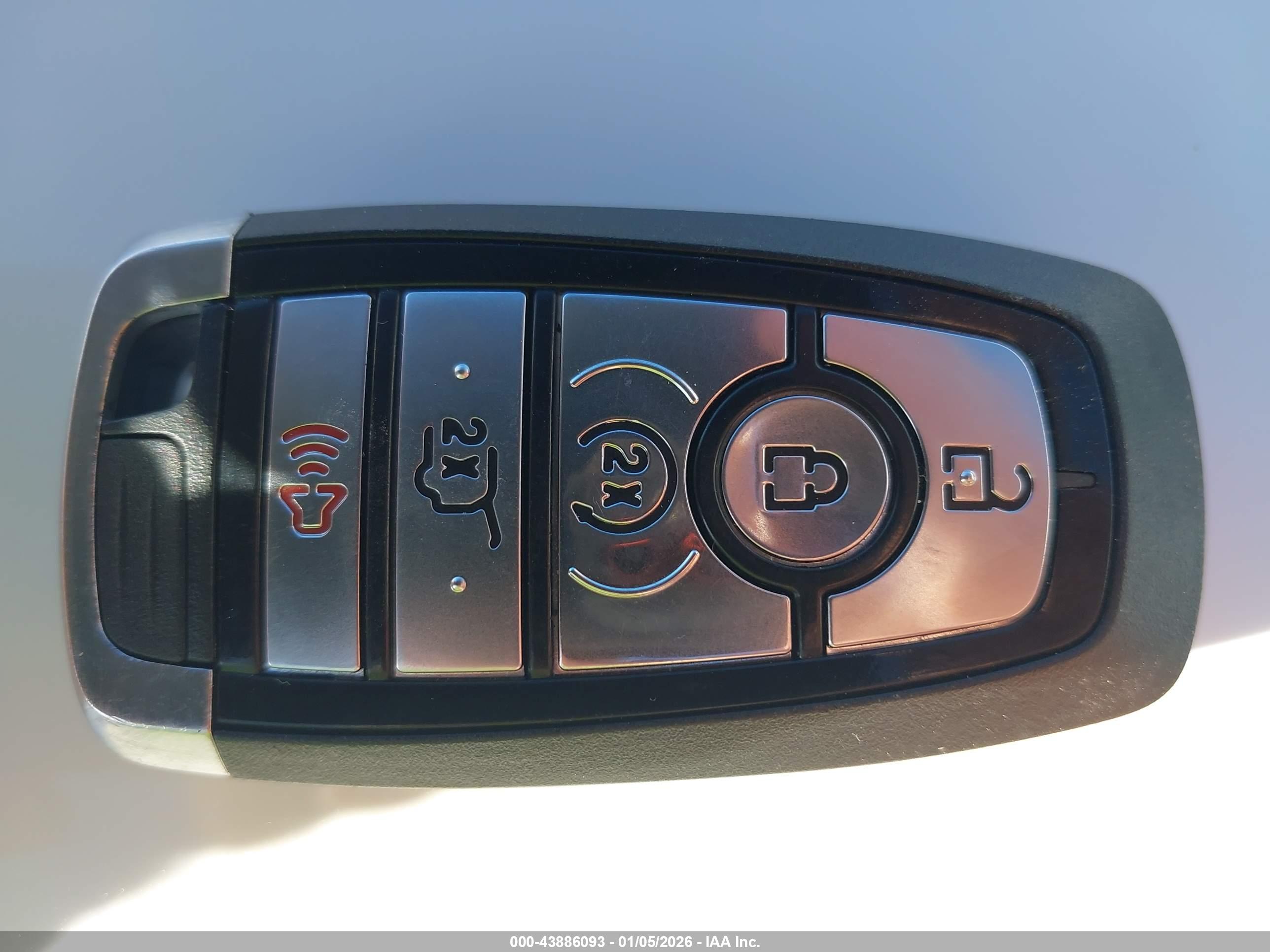 FORD EXPLORER image 11
