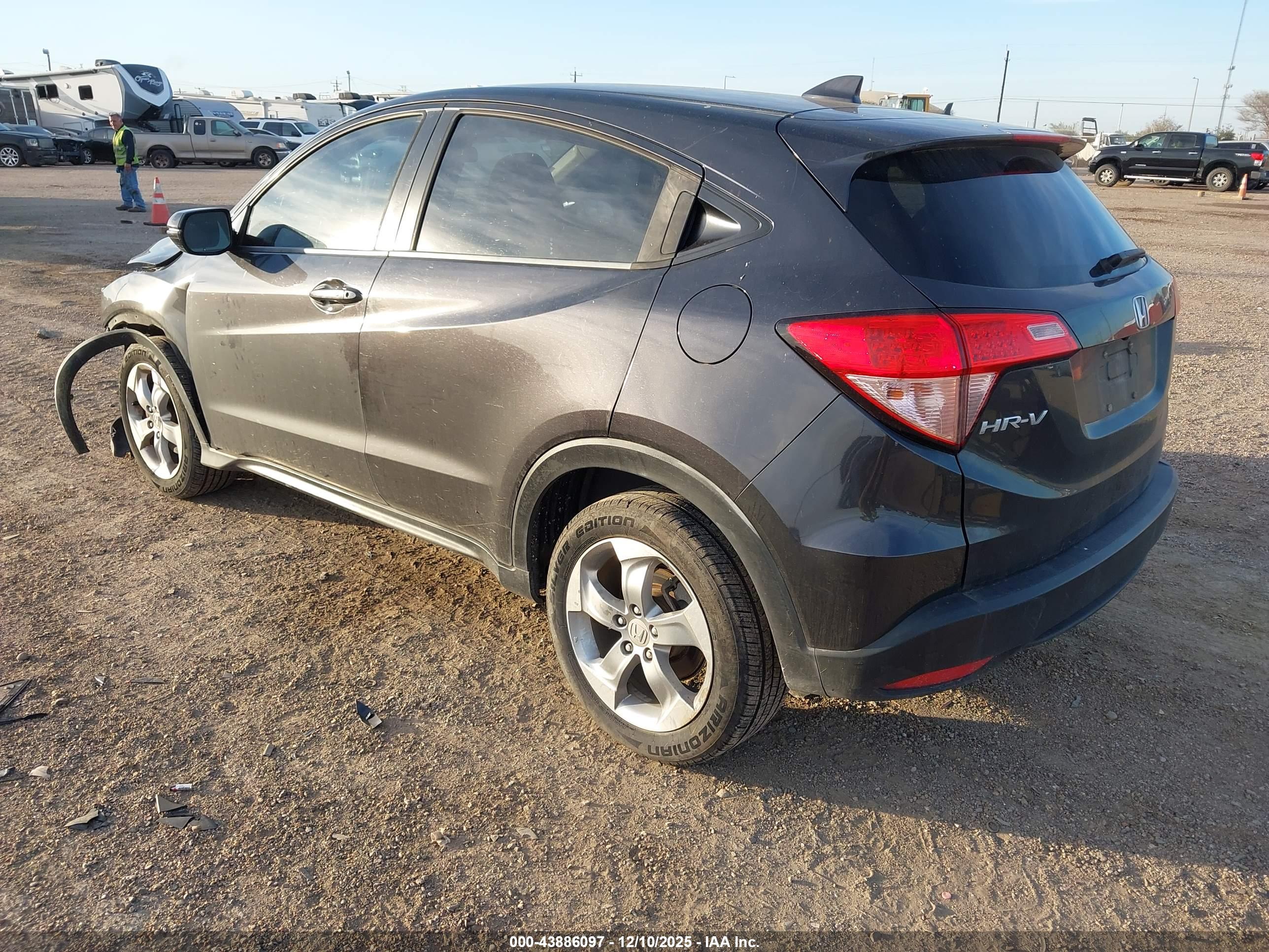 HONDA HR-V image 3