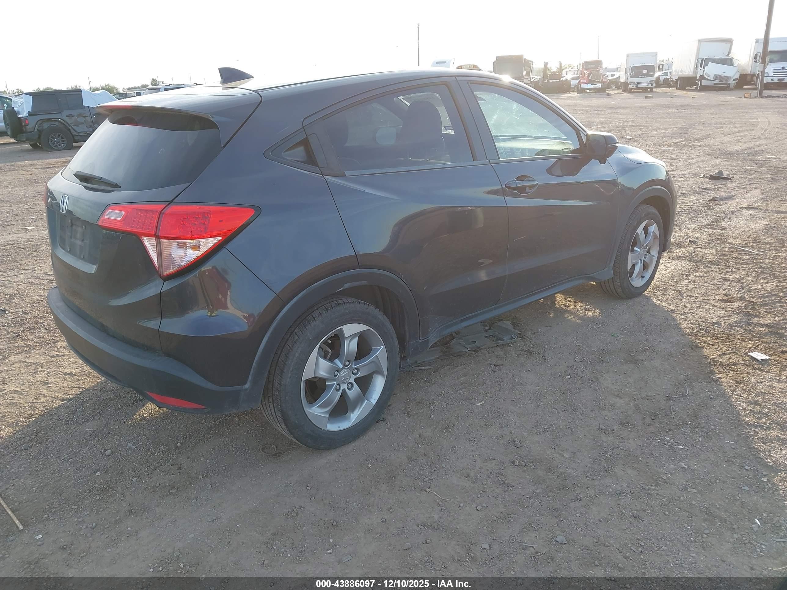 HONDA HR-V image 4