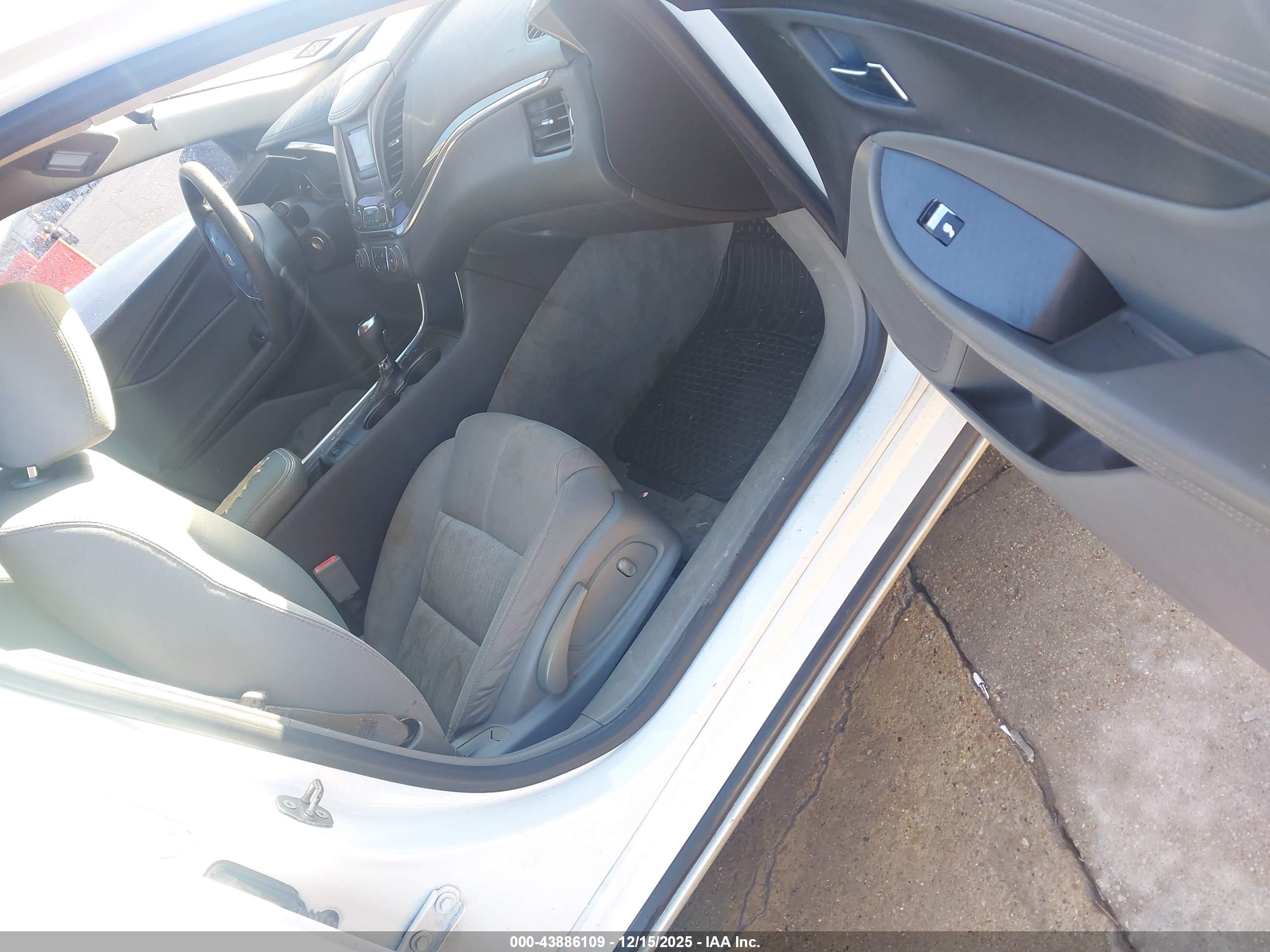 CHEVROLET IMPALA image 5