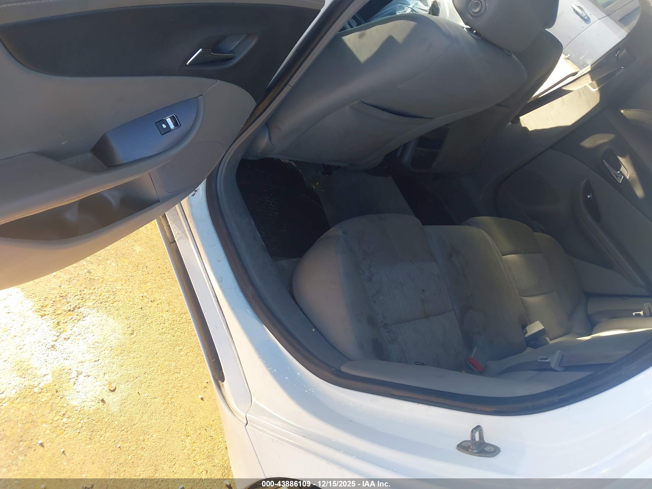 CHEVROLET IMPALA image 8