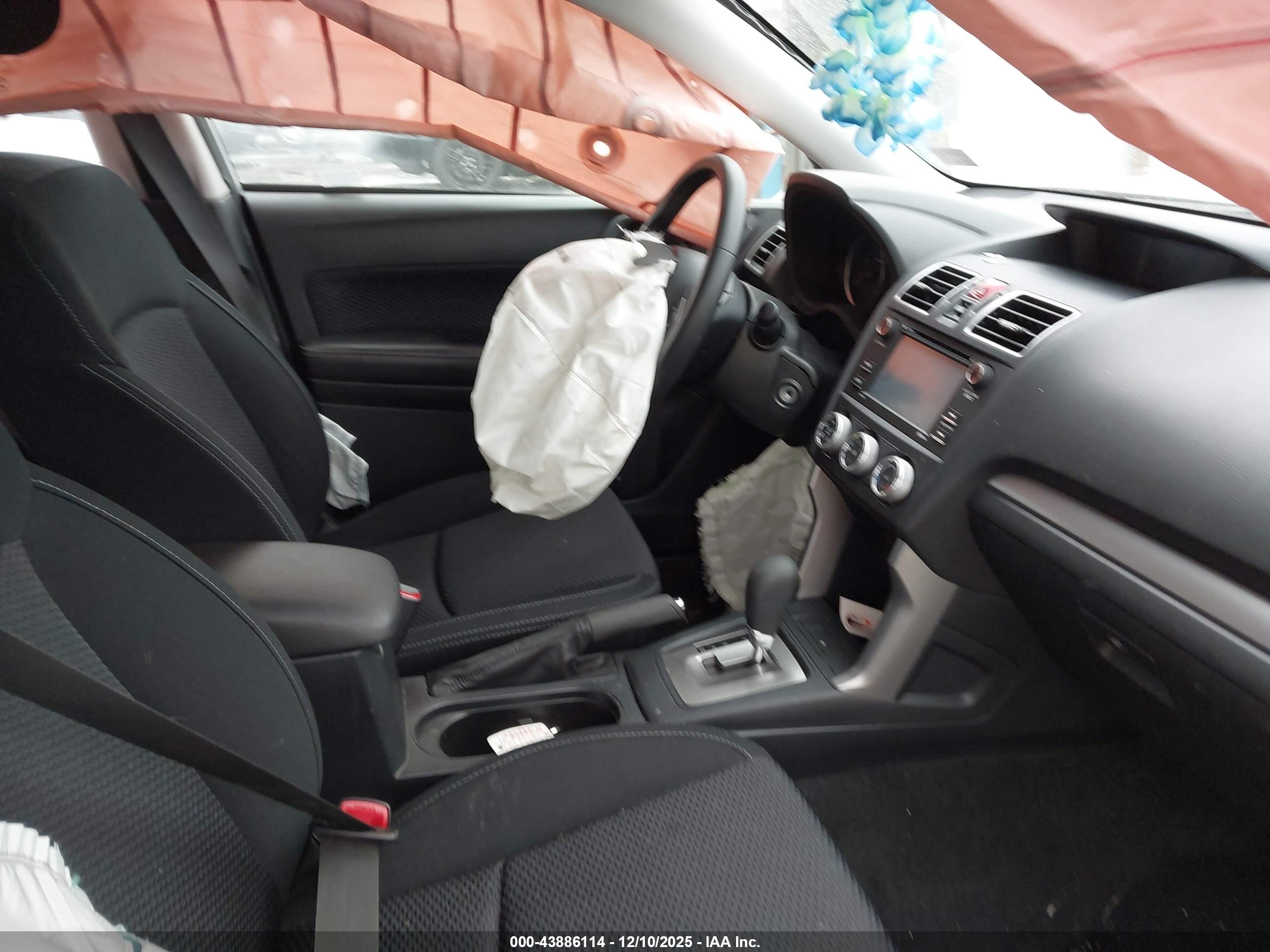 SUBARU FORESTER image 5