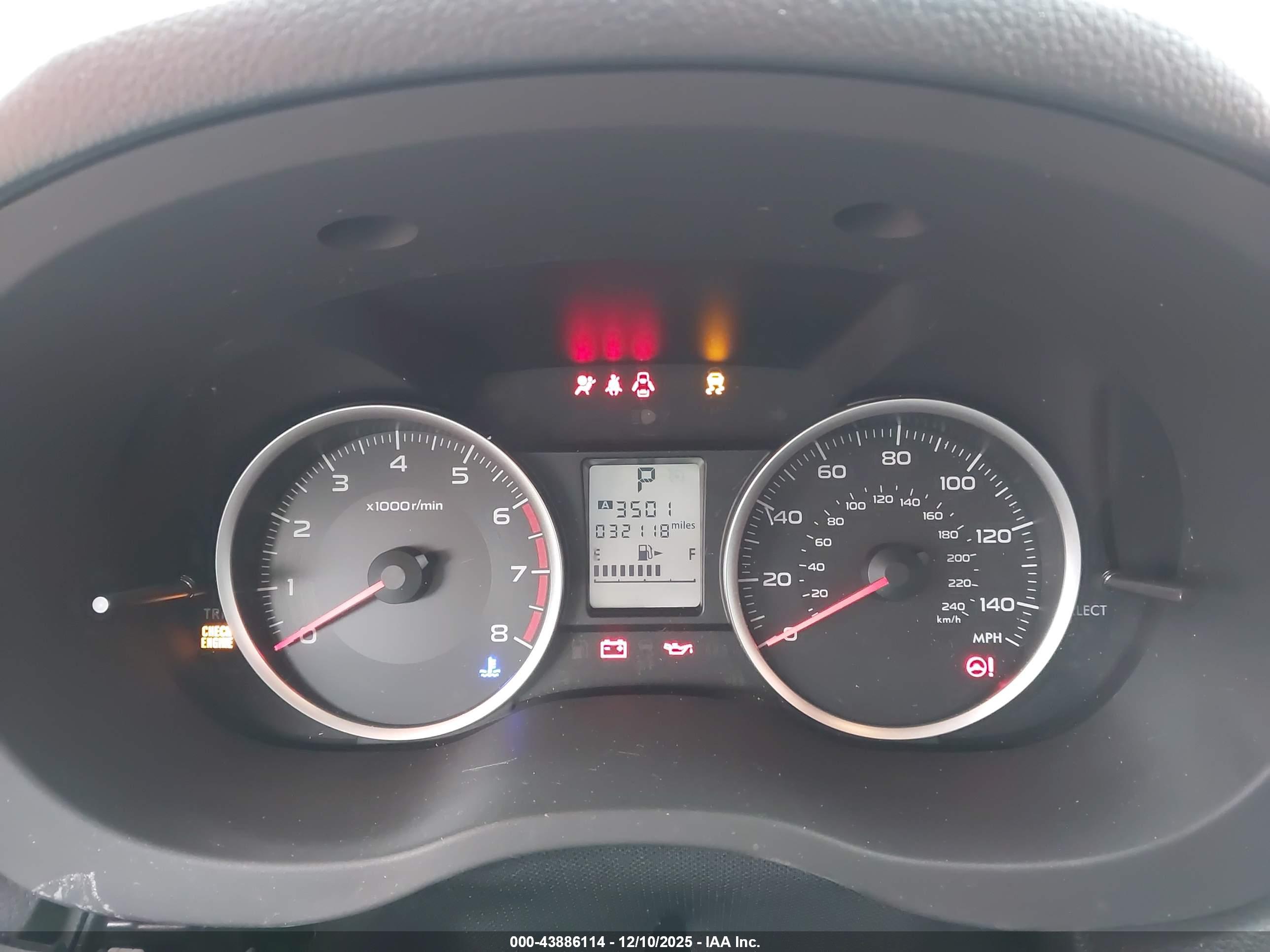 SUBARU FORESTER image 7