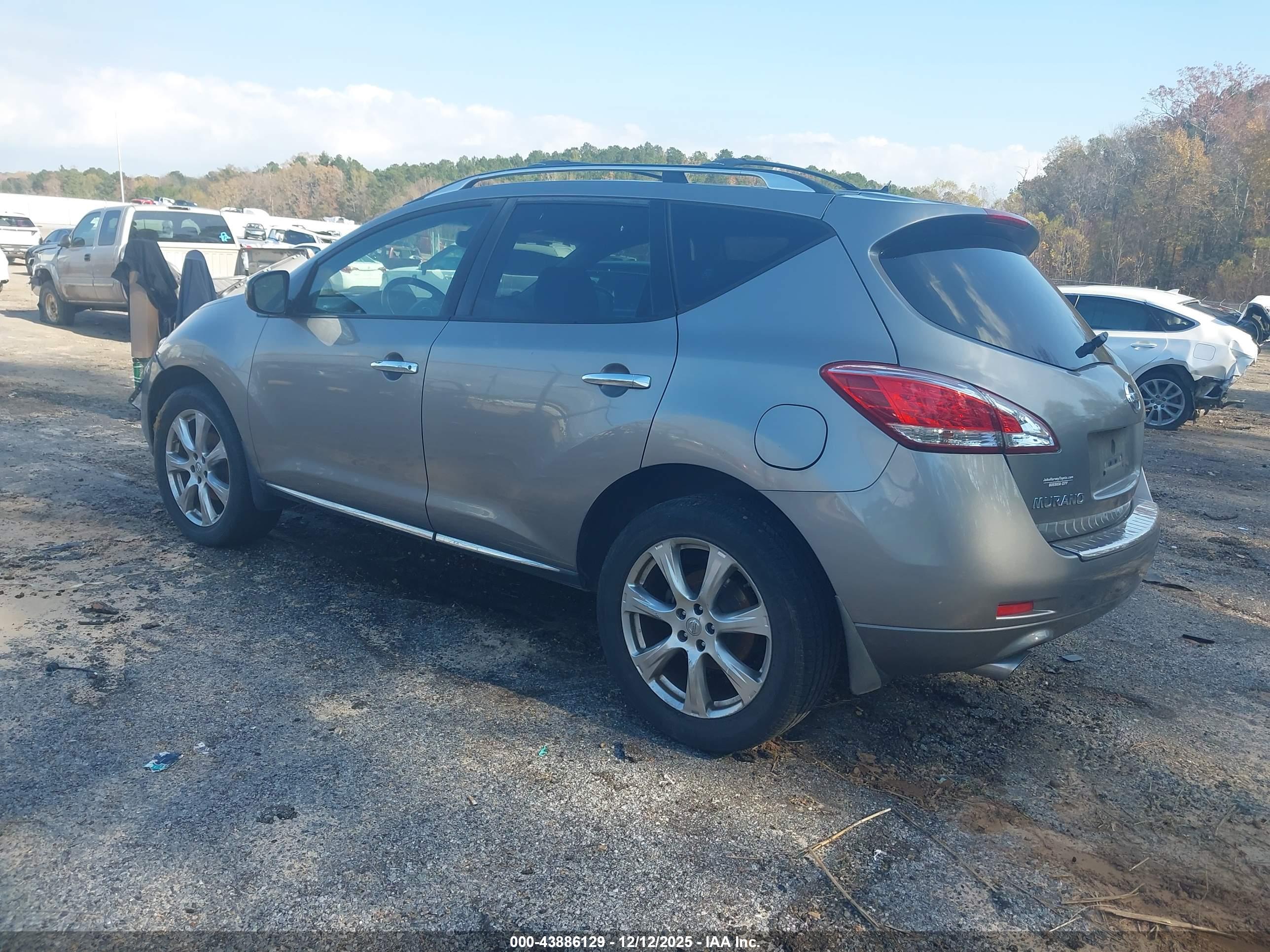 NISSAN MURANO image 3